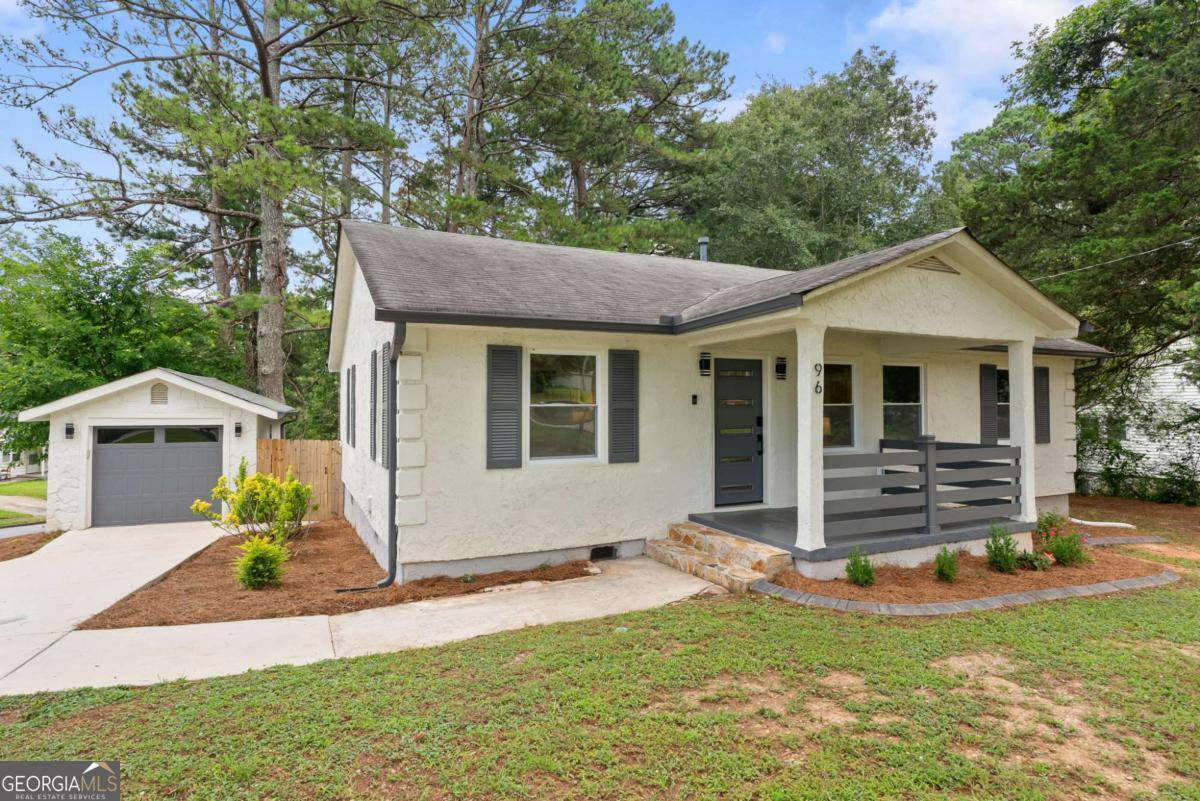96 Senoia Road
