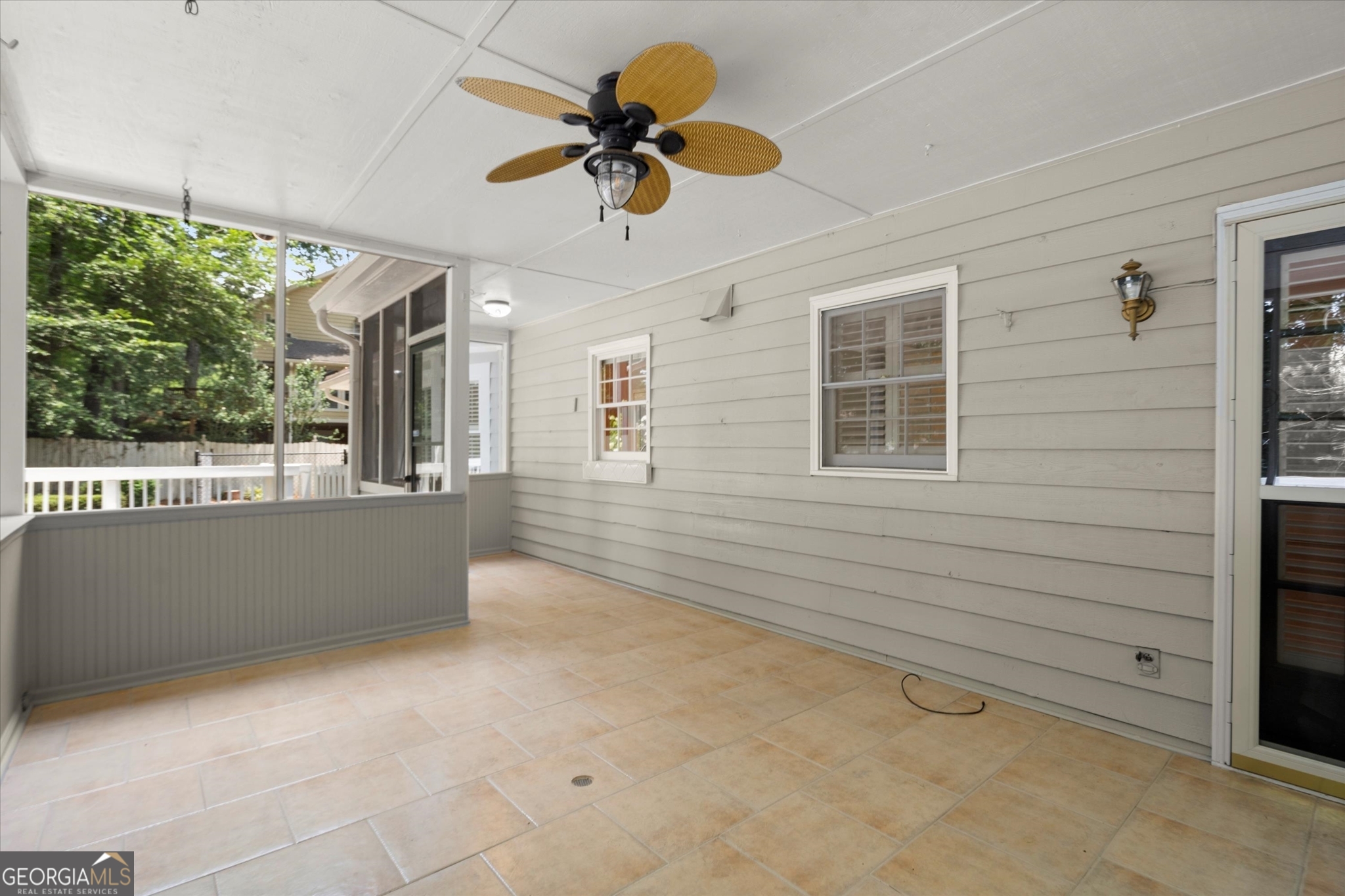 1408 Vernon Ridge Close