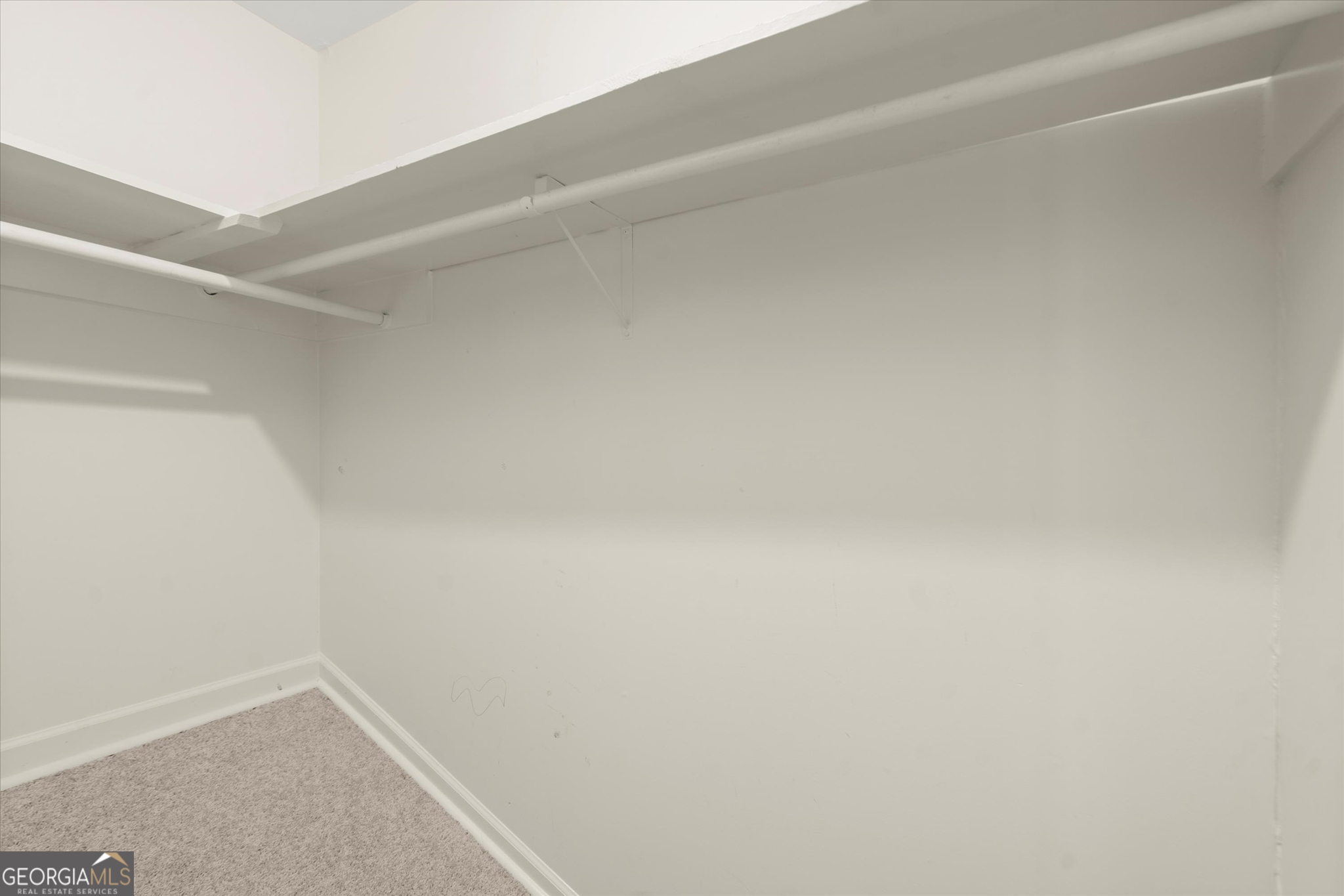 1408 Vernon Ridge Close