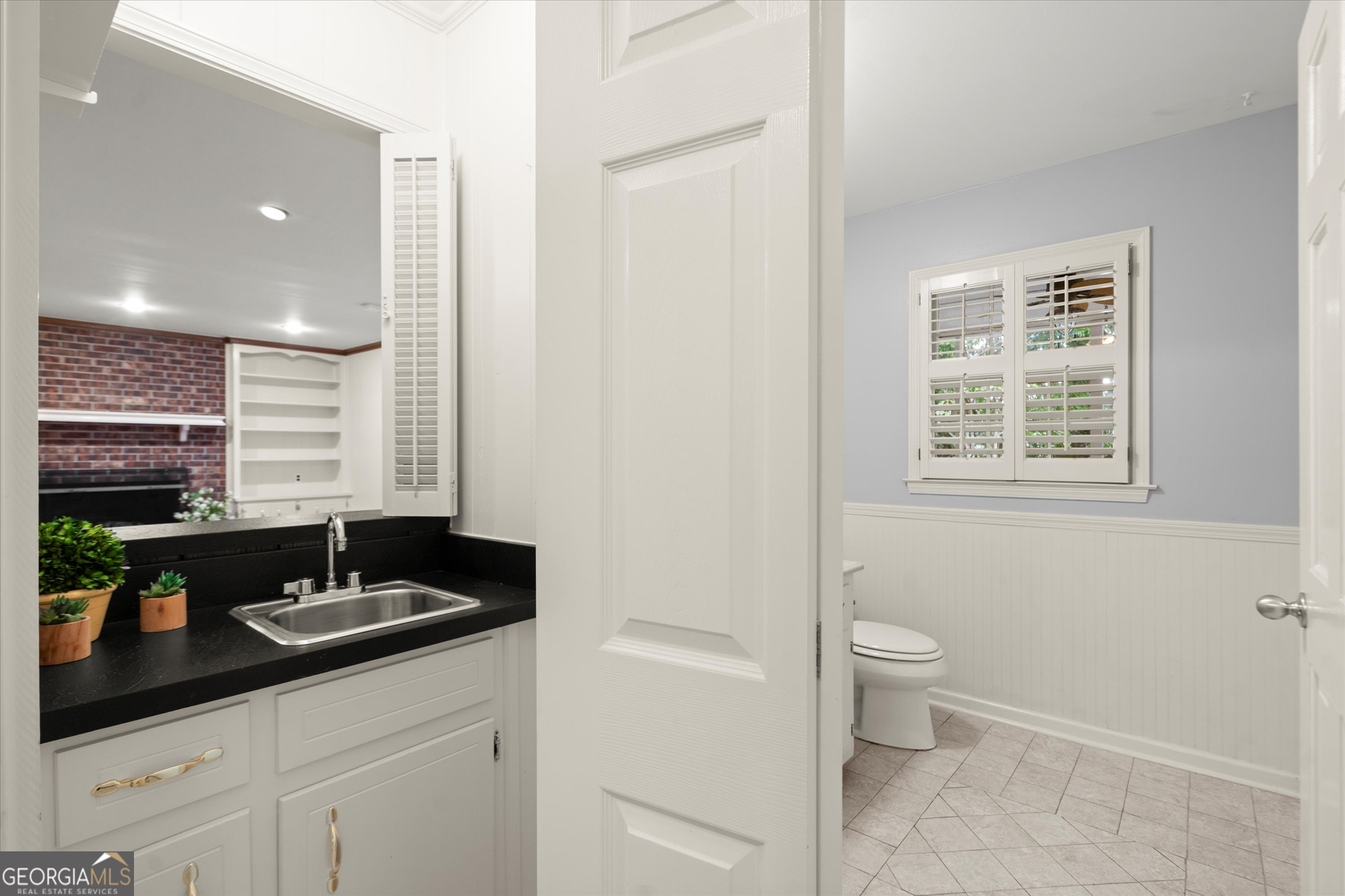 1408 Vernon Ridge Close
