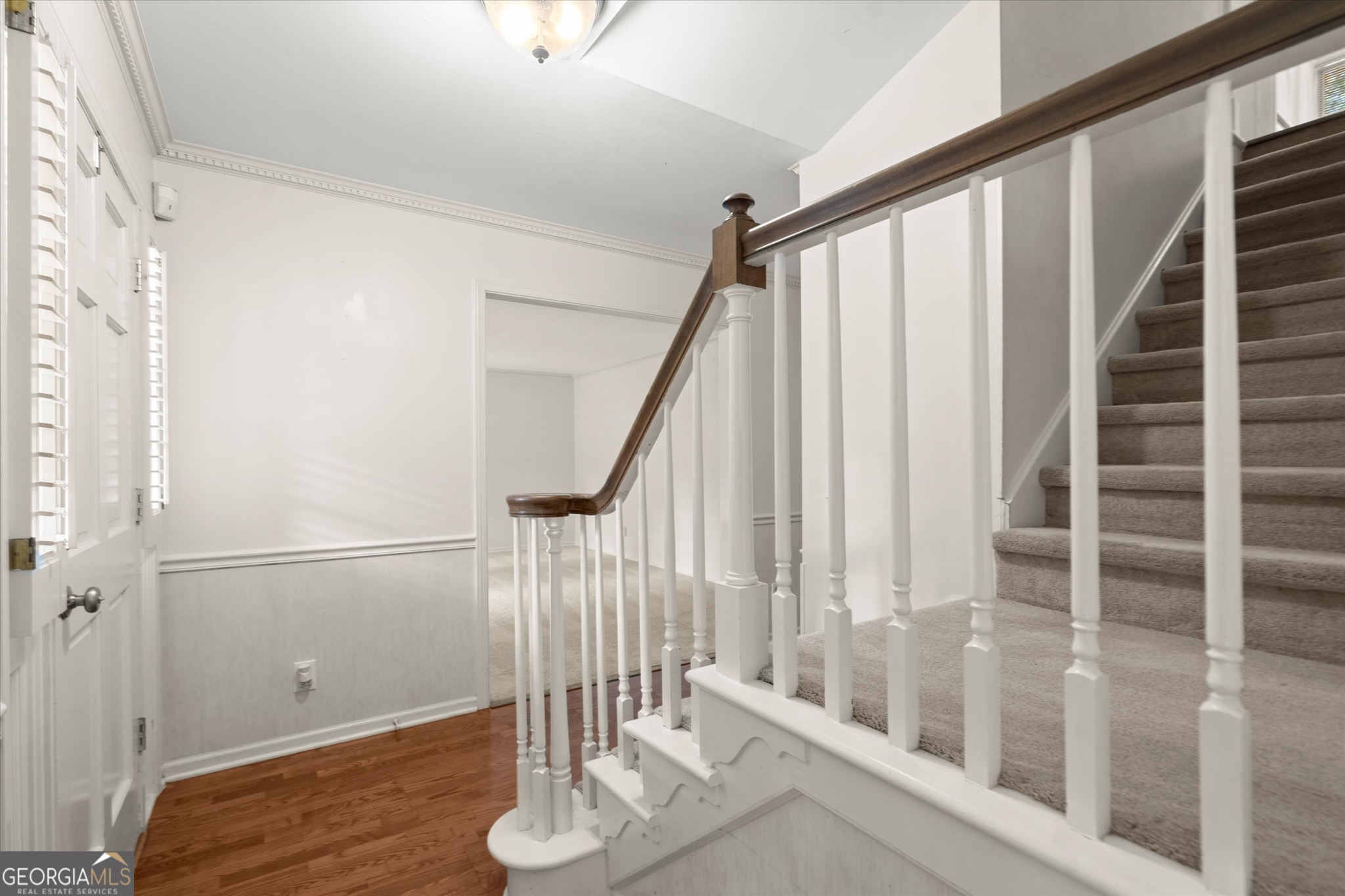 1408 Vernon Ridge Close