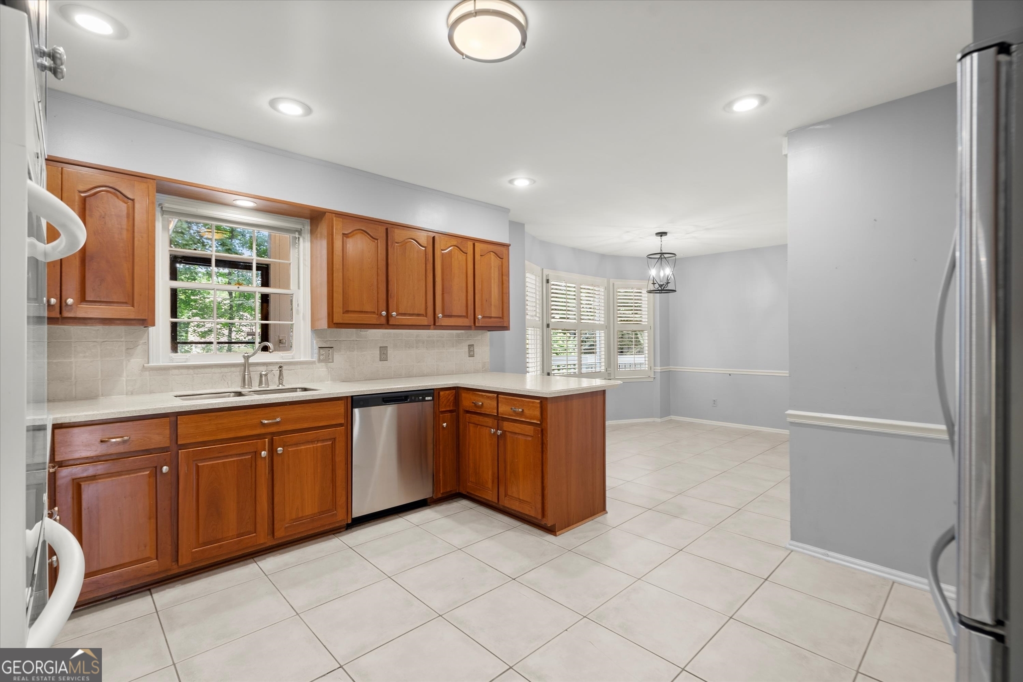 1408 Vernon Ridge Close