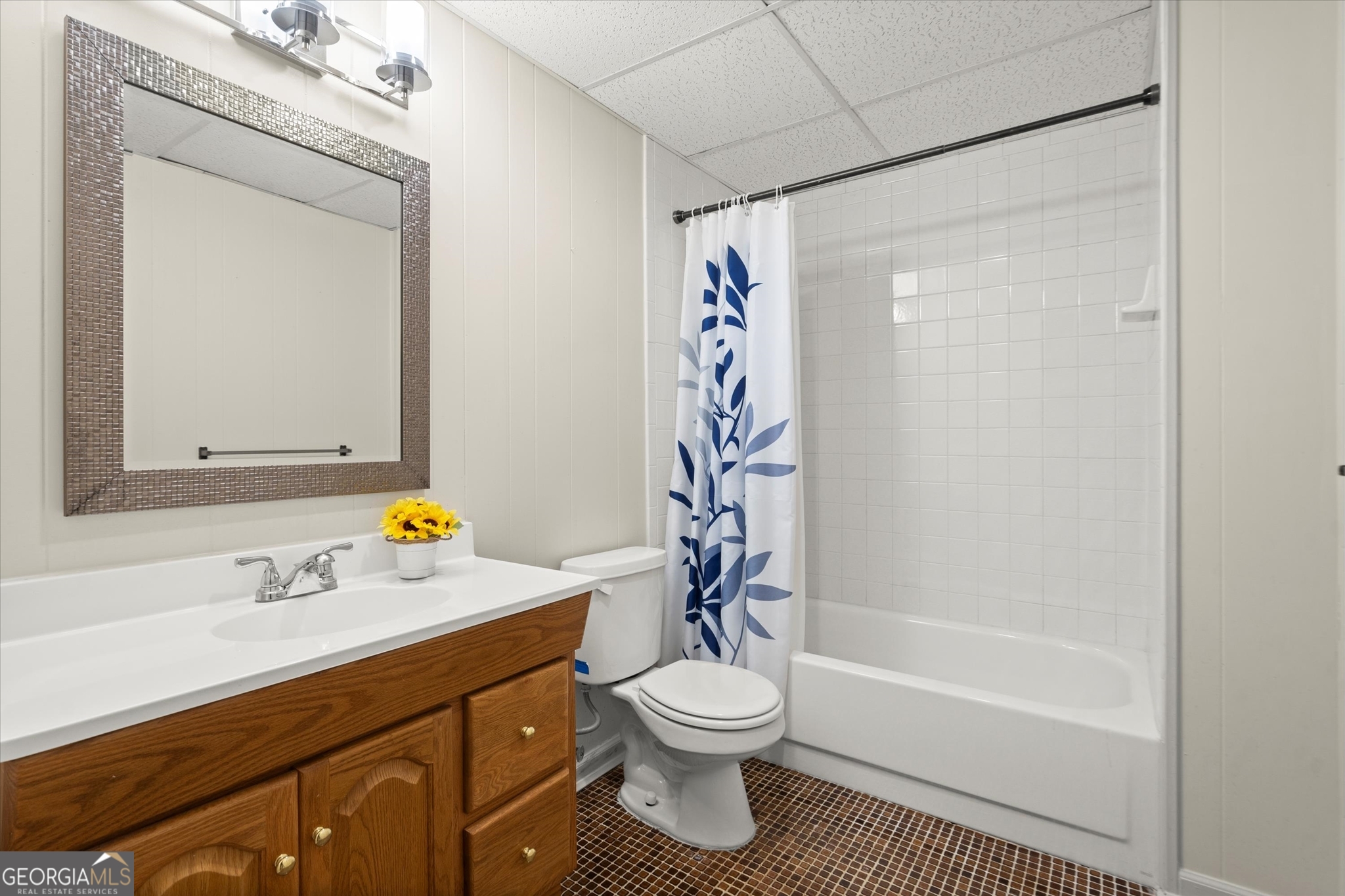 1408 Vernon Ridge Close