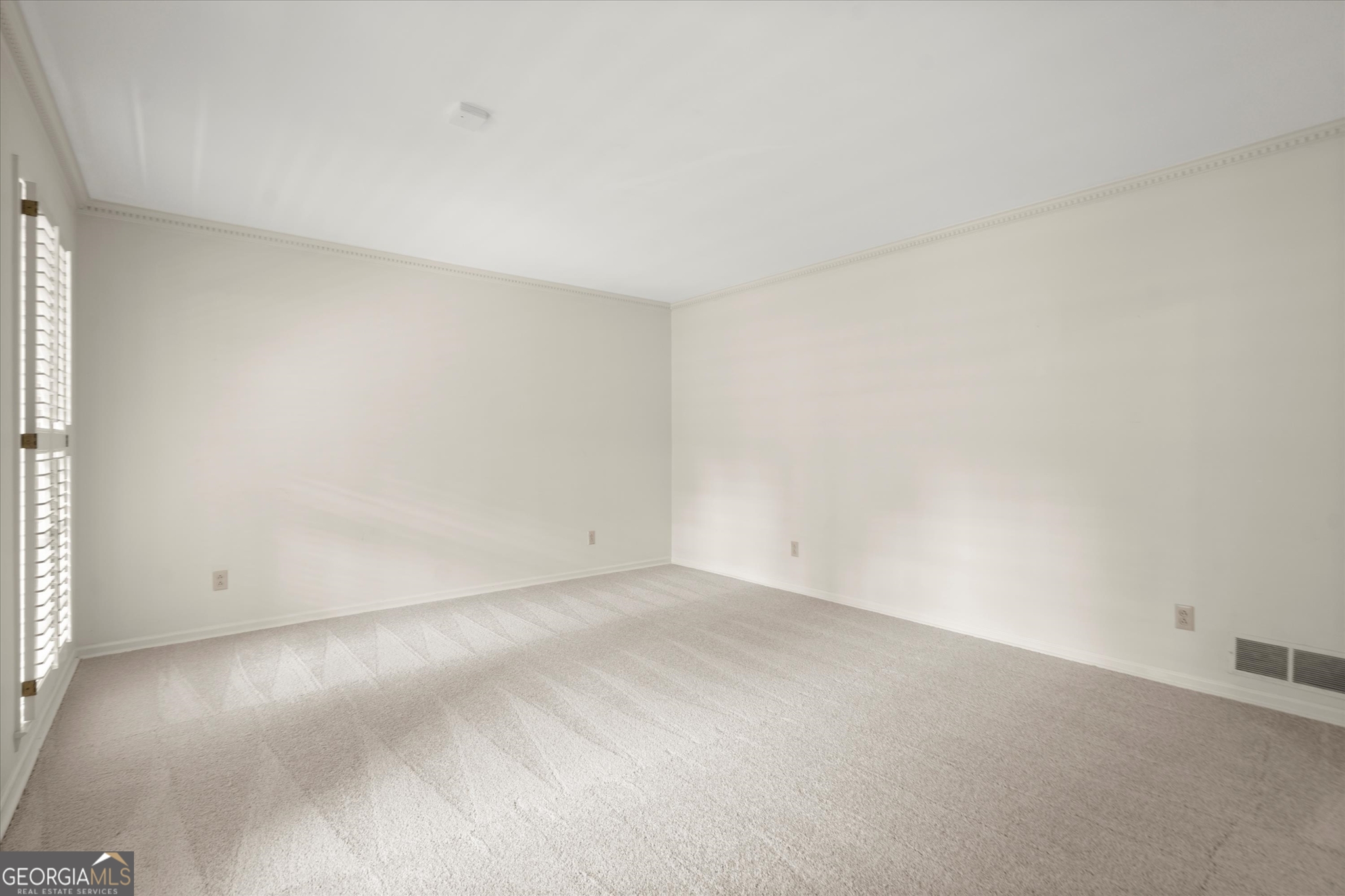 1408 Vernon Ridge Close