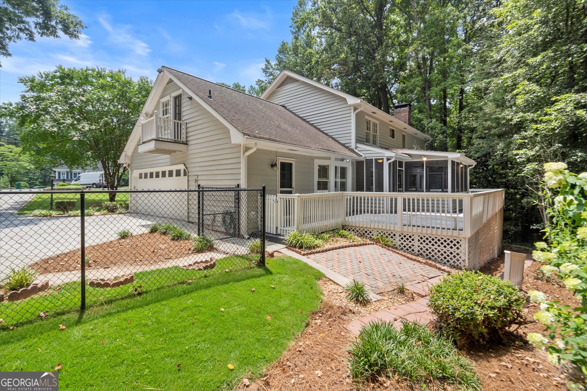 1408 Vernon Ridge Close
