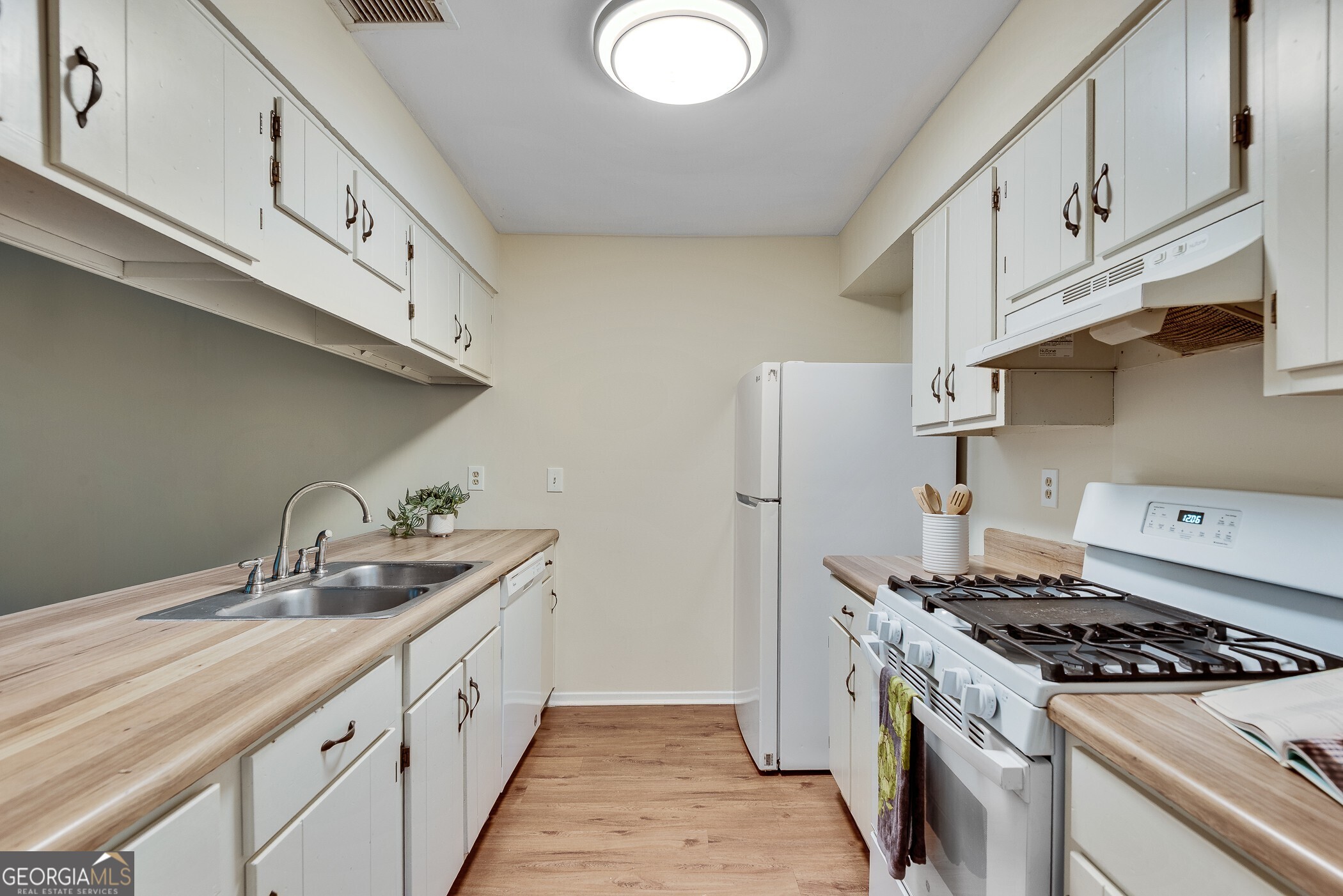 1254 Old Countryside Circle
