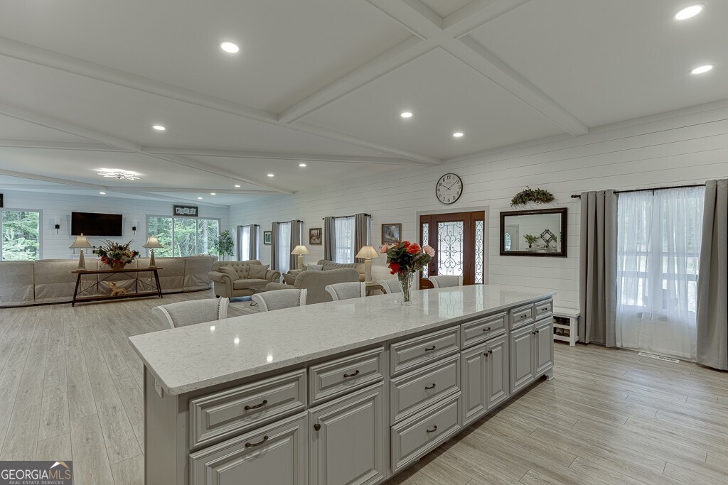 761 E Wolf Creek Road