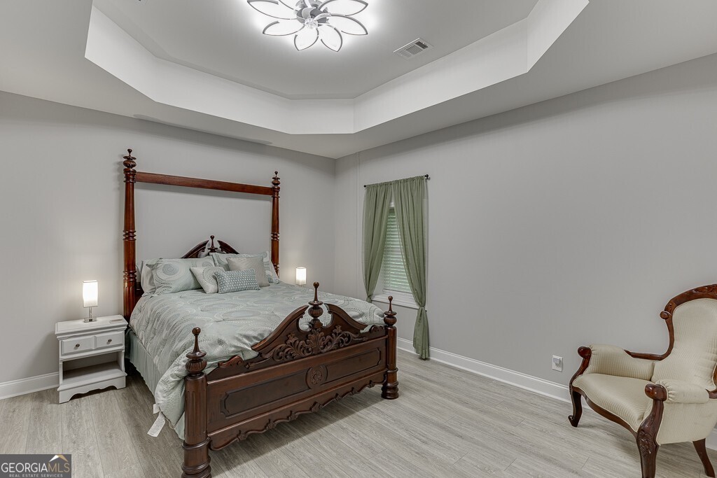 761 E Wolf Creek Road