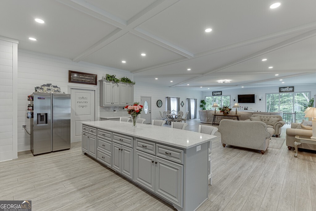 761 E Wolf Creek Road