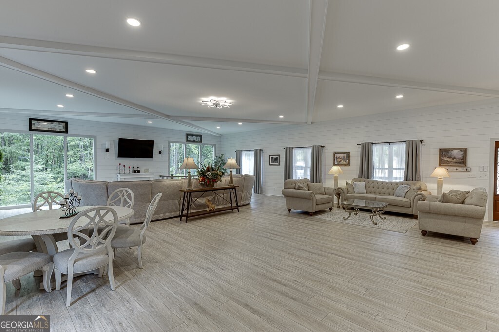 761 E Wolf Creek Road