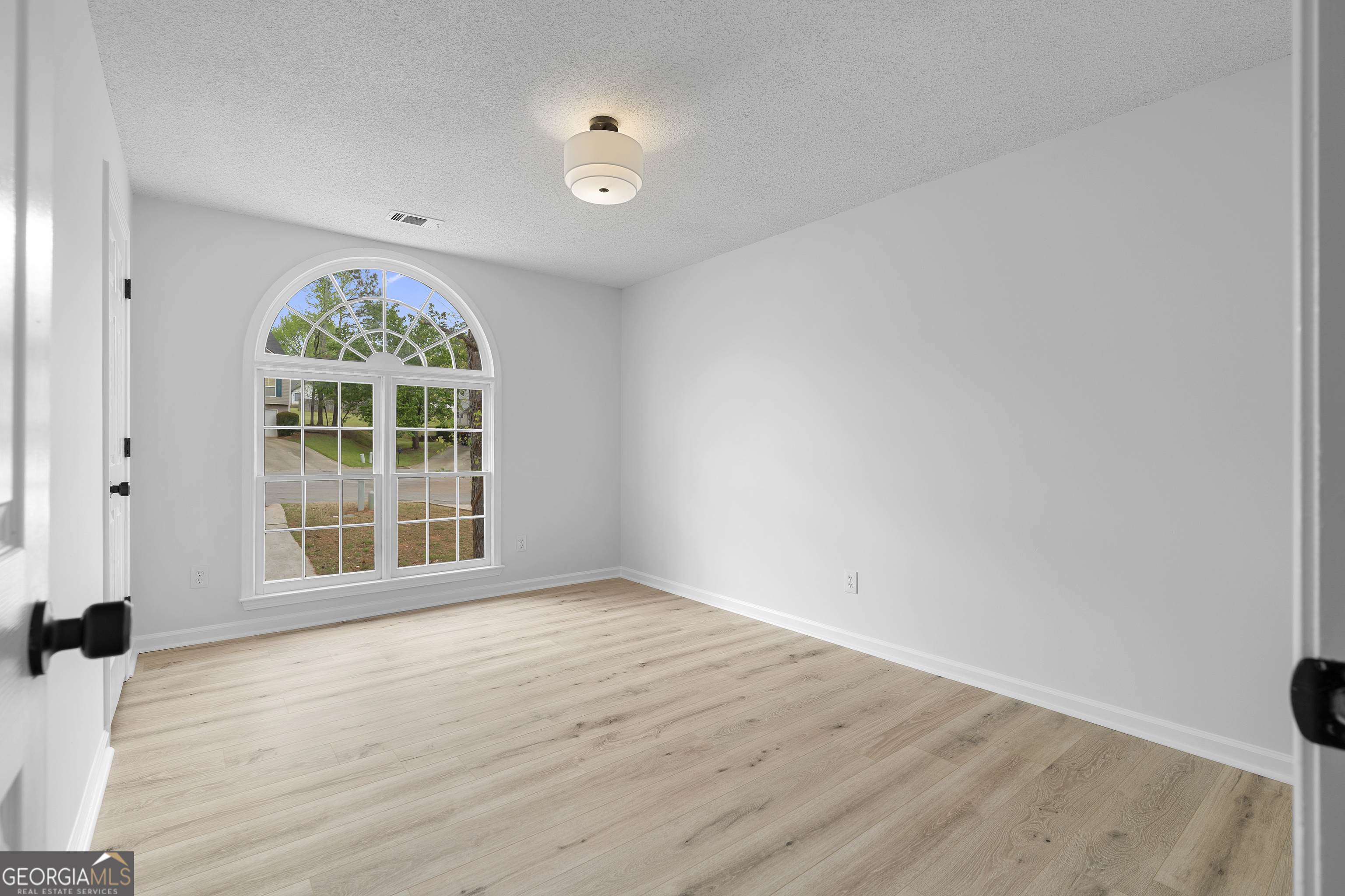 3407 Deerwood Court