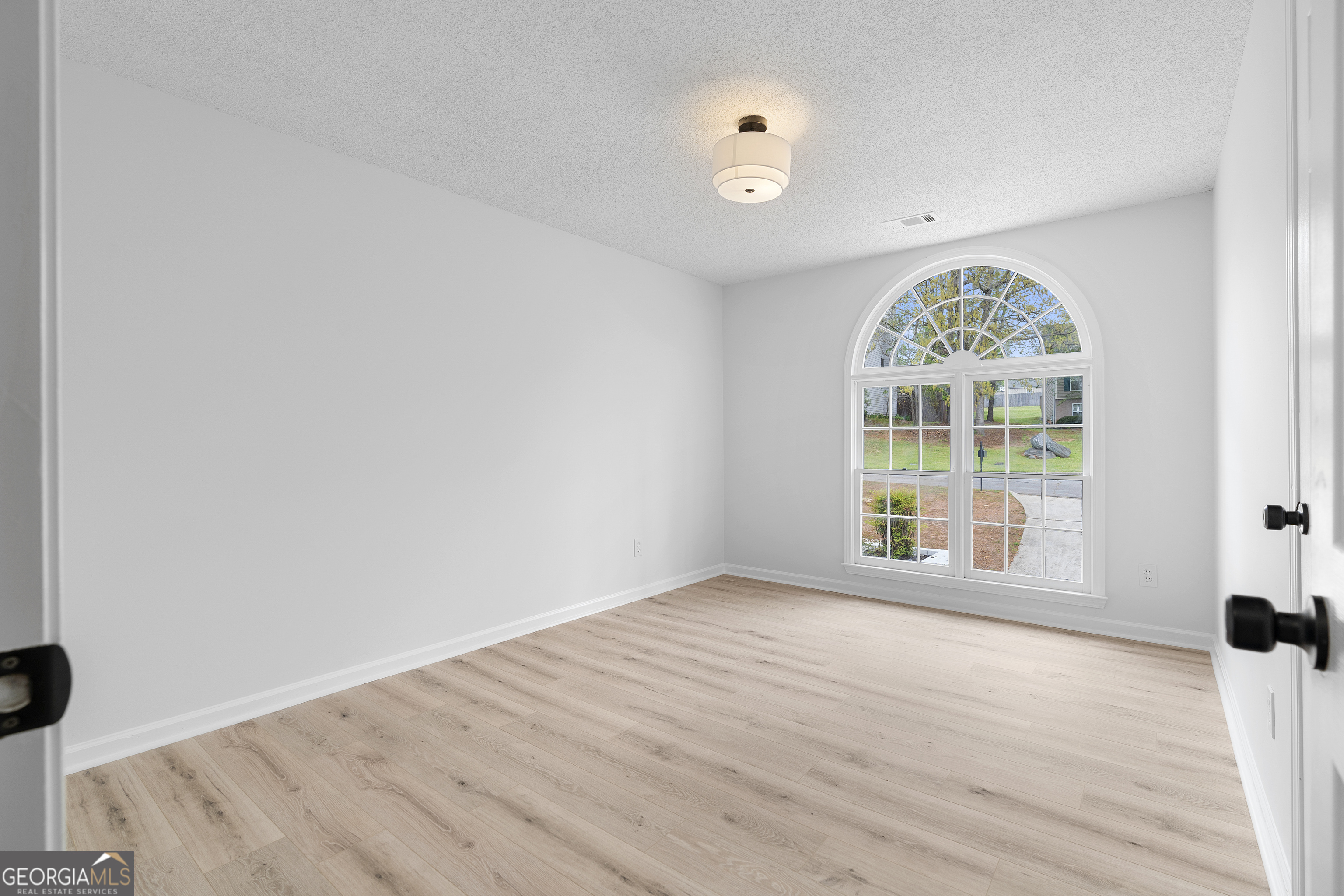 3407 Deerwood Court