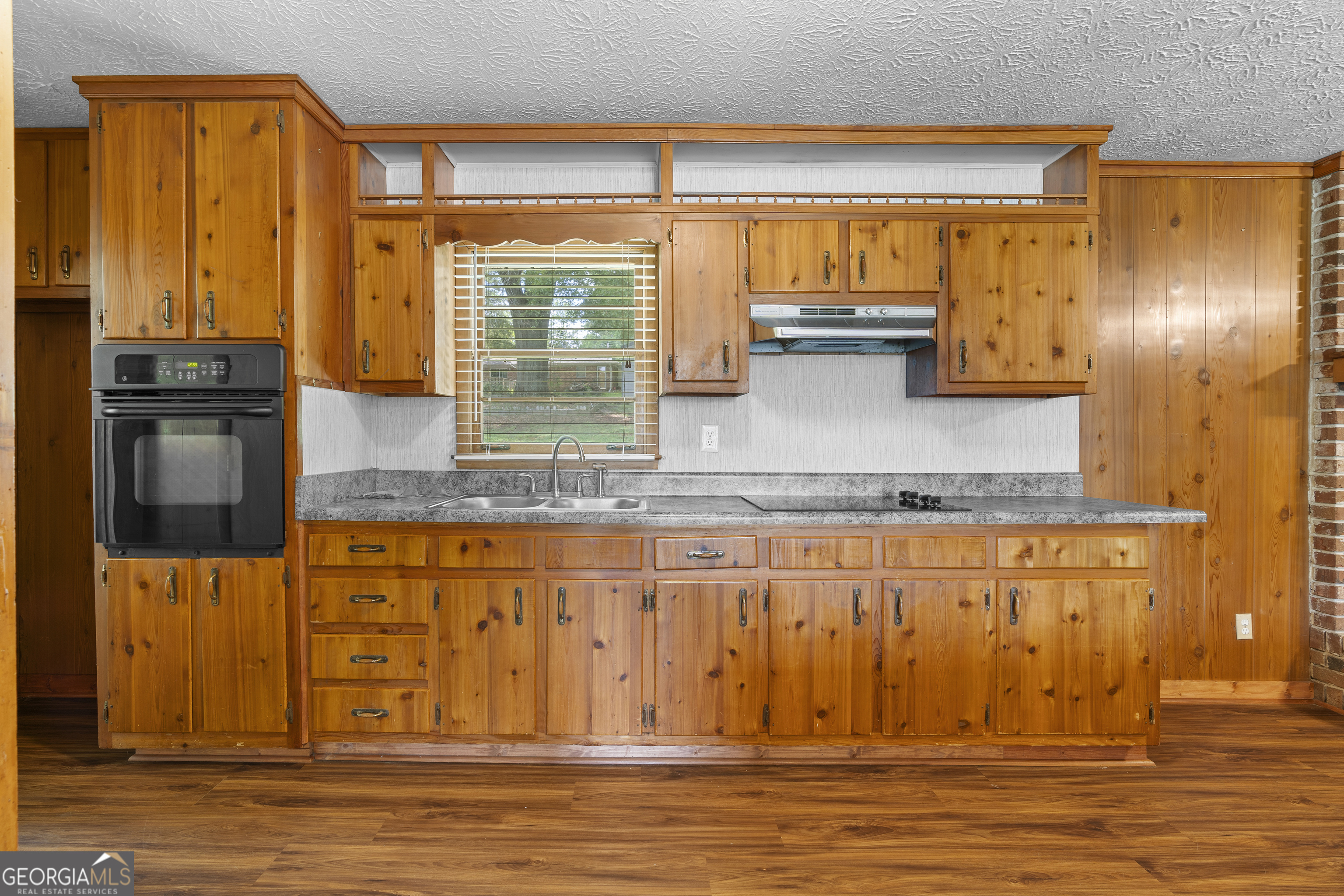 6073 Terry Lane