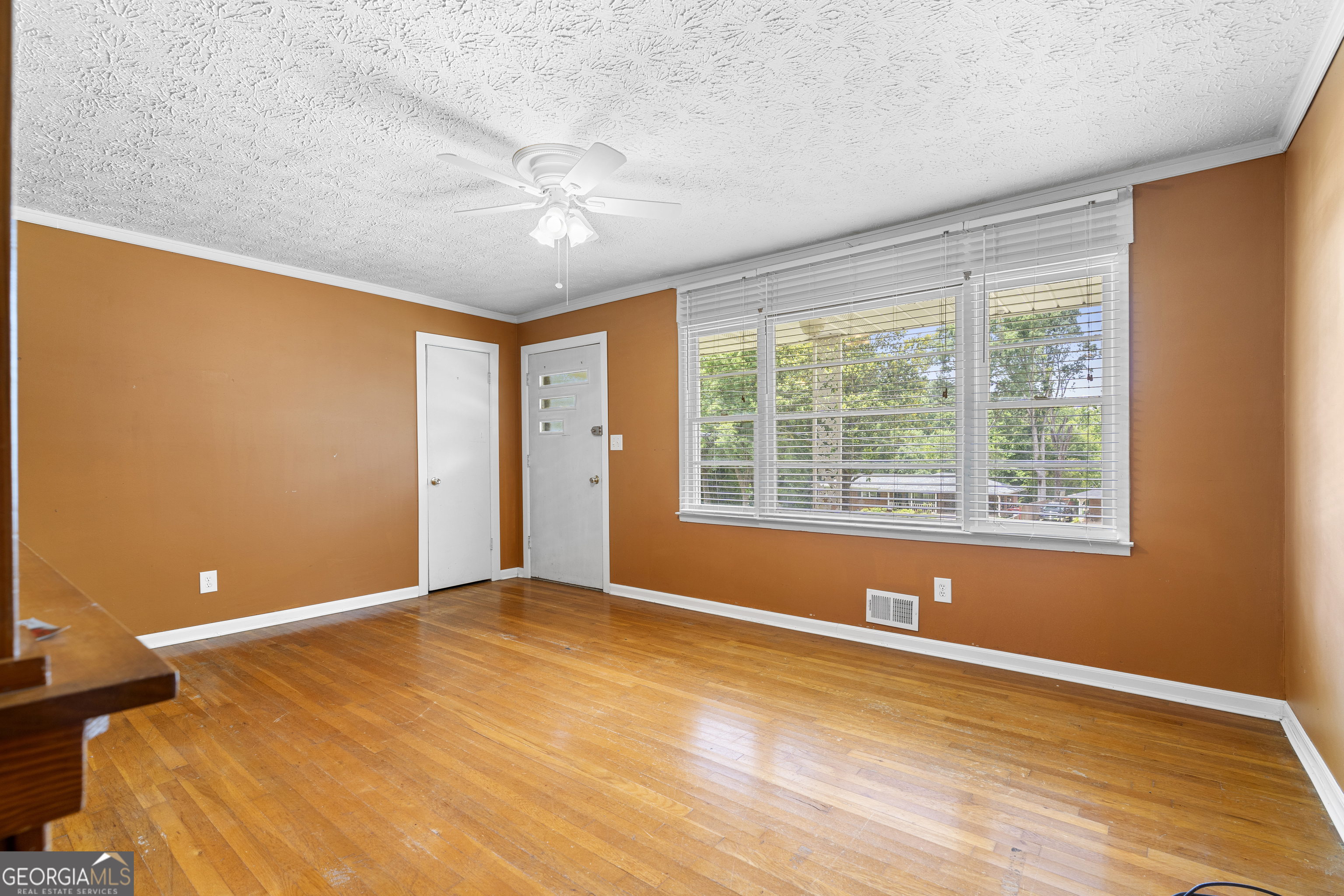 6073 Terry Lane