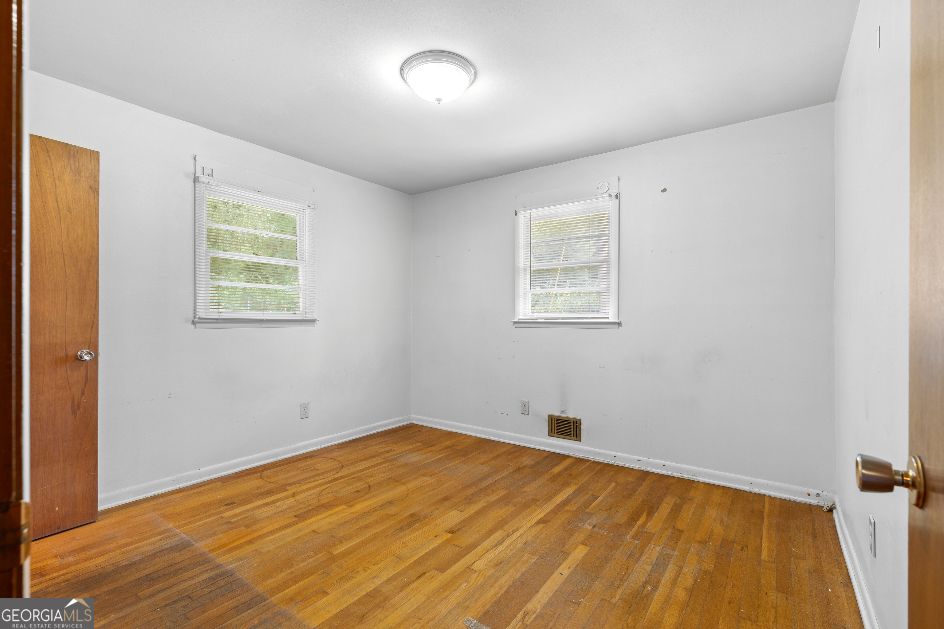 6073 Terry Lane