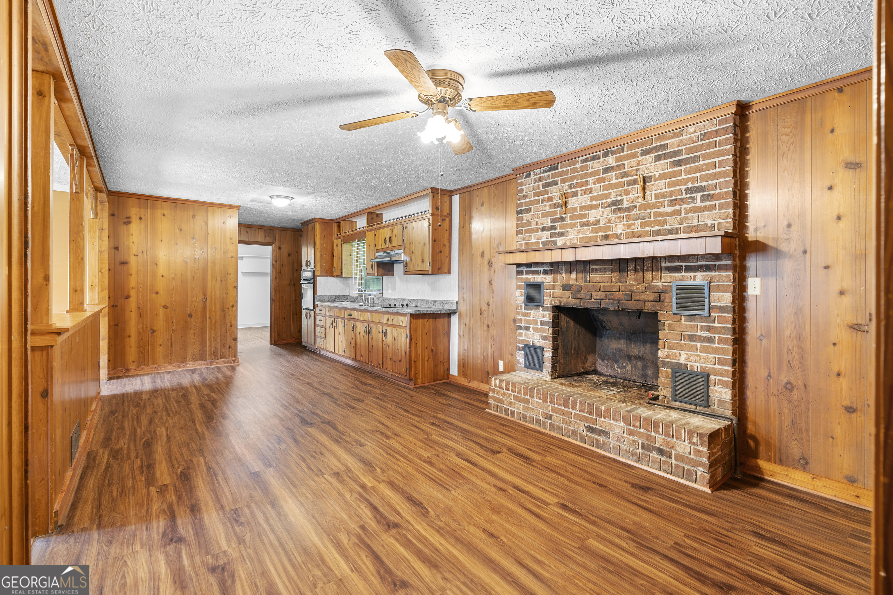 6073 Terry Lane