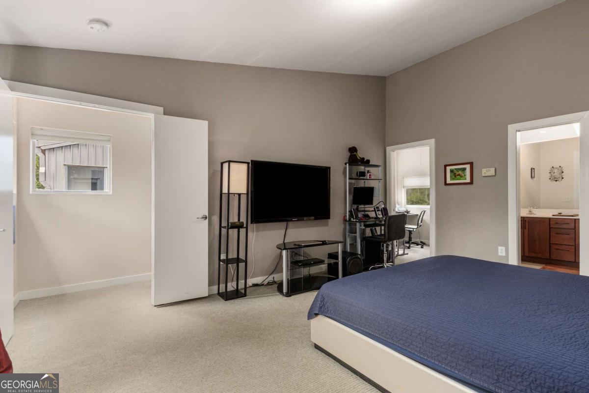 920 Memorial Drive SE # 30