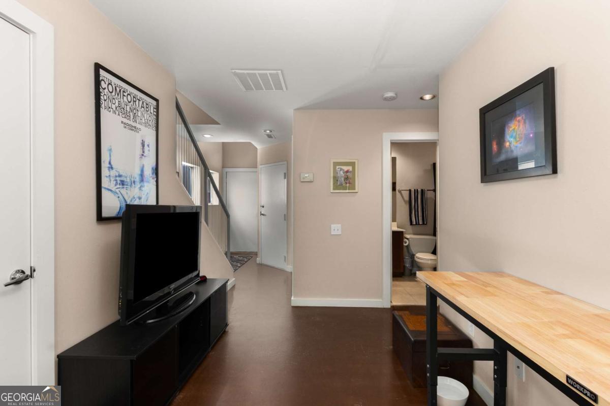 920 Memorial Drive SE # 30