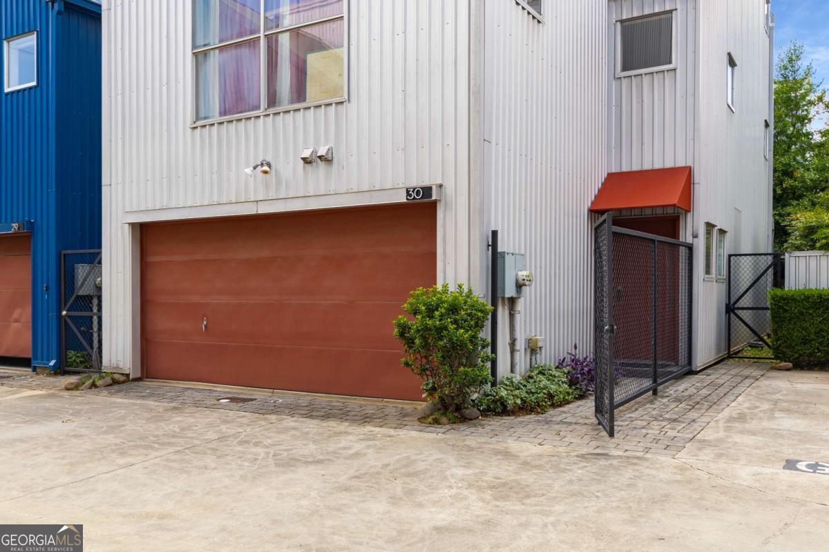 920 Memorial Drive SE # 30