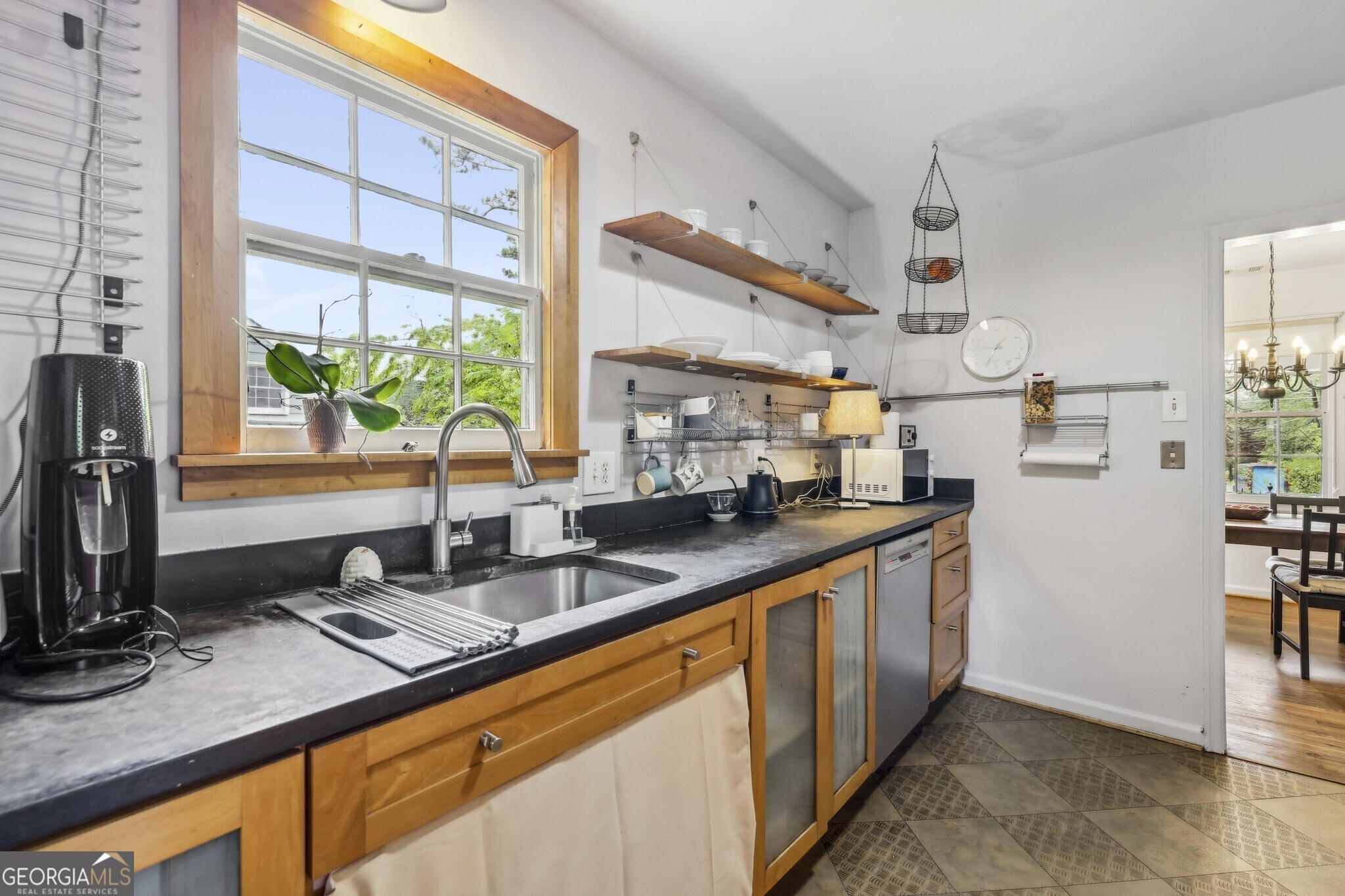 1015 S Candler