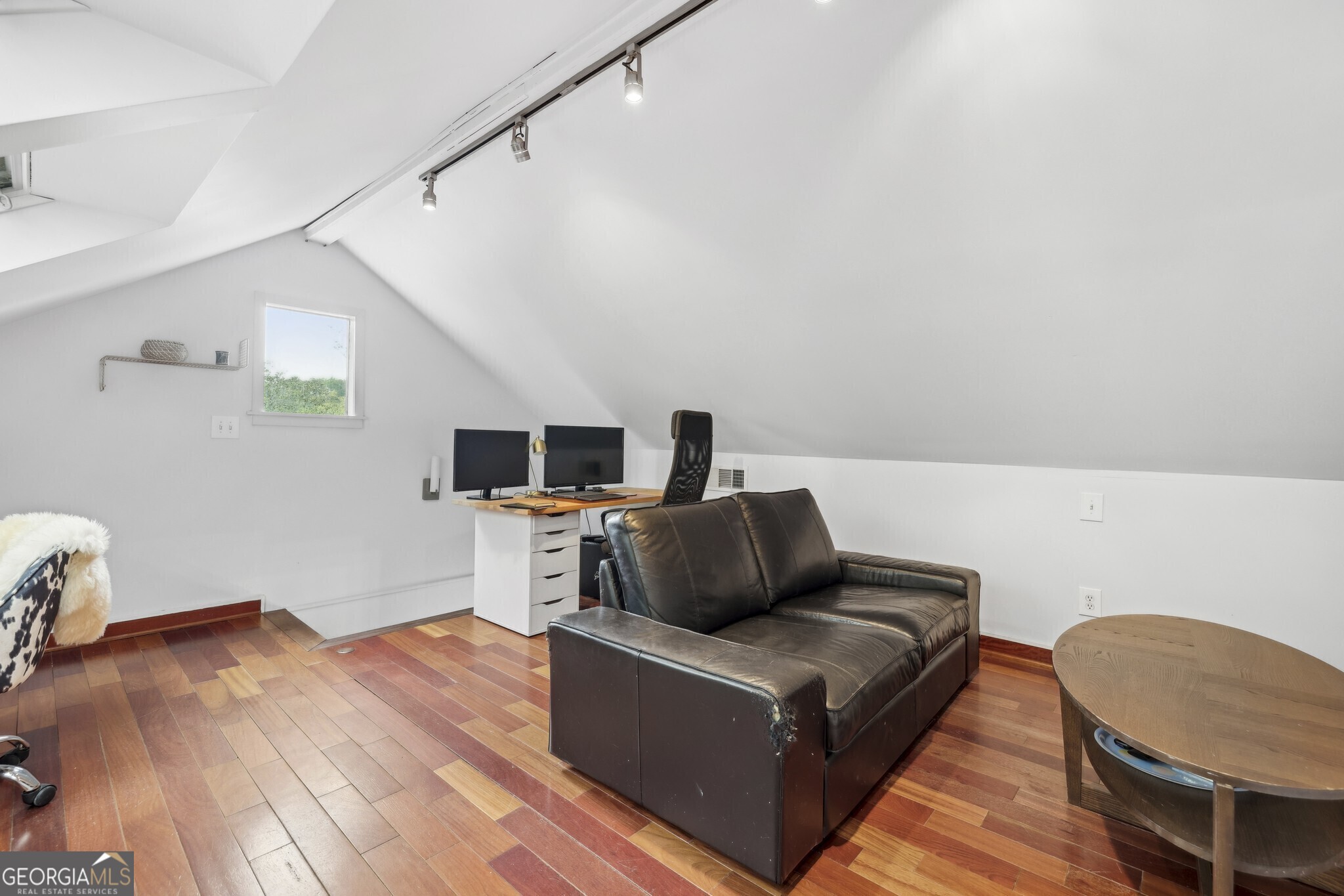 1015 S Candler