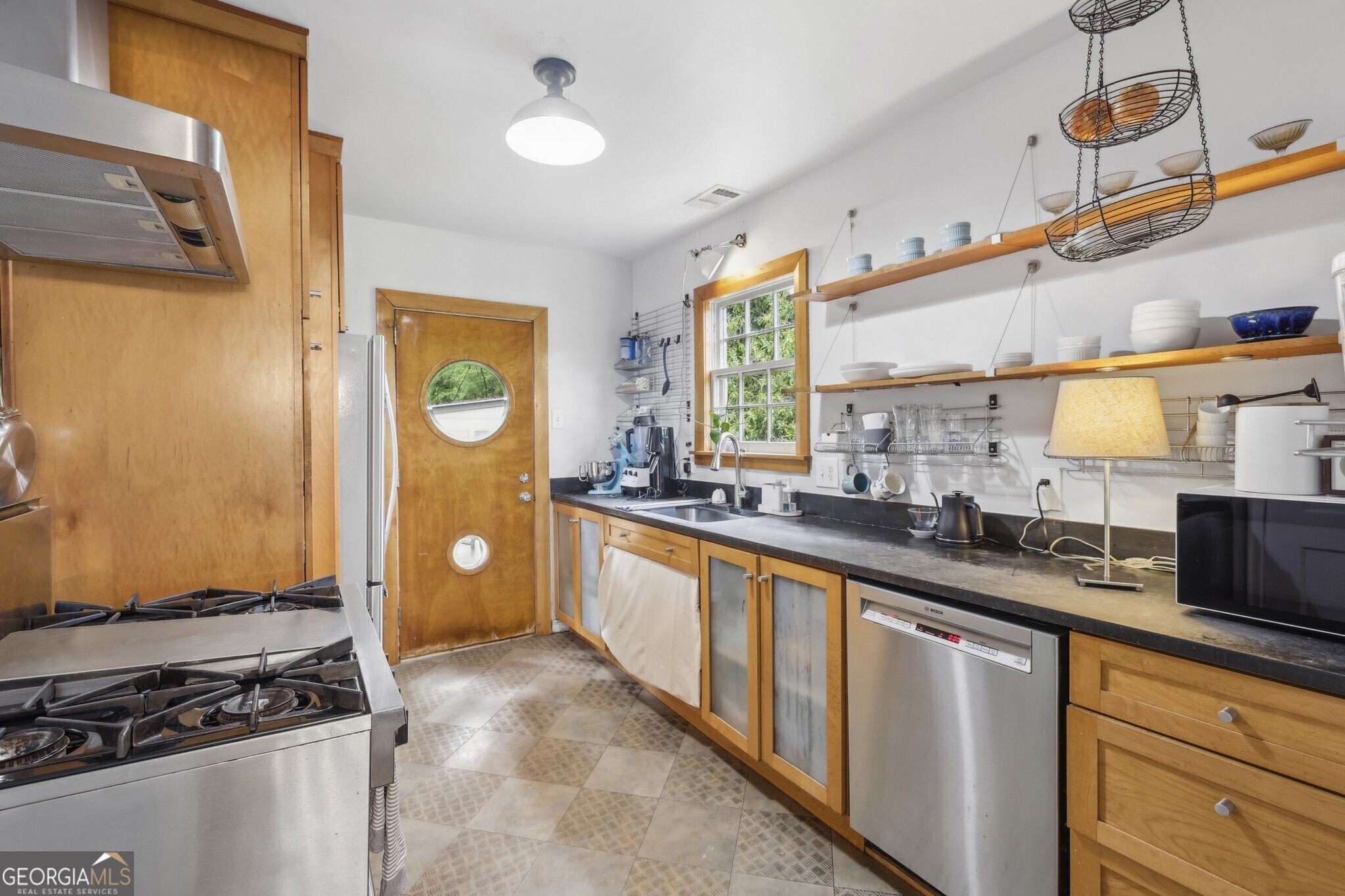1015 S Candler