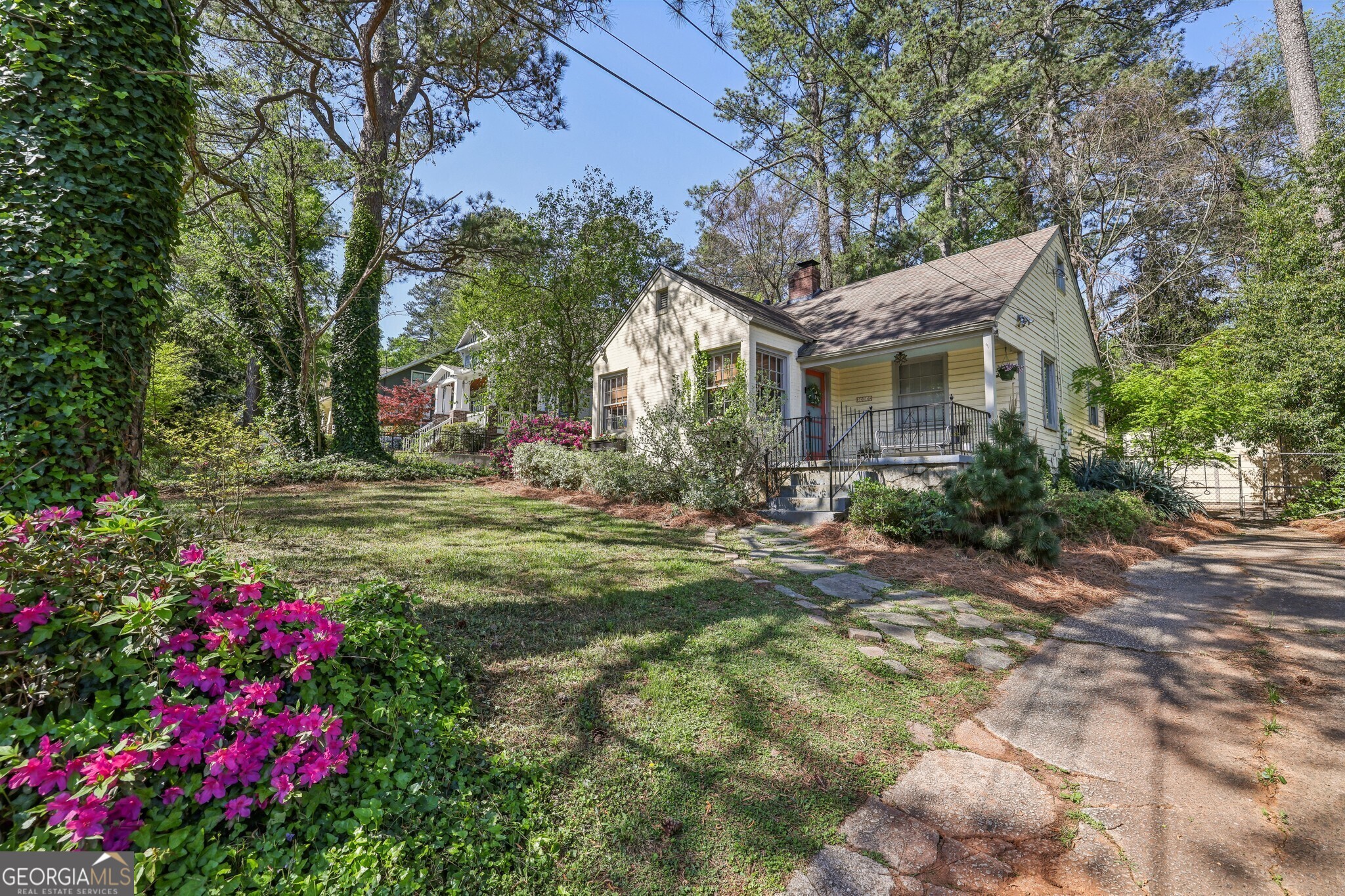 1015 S Candler