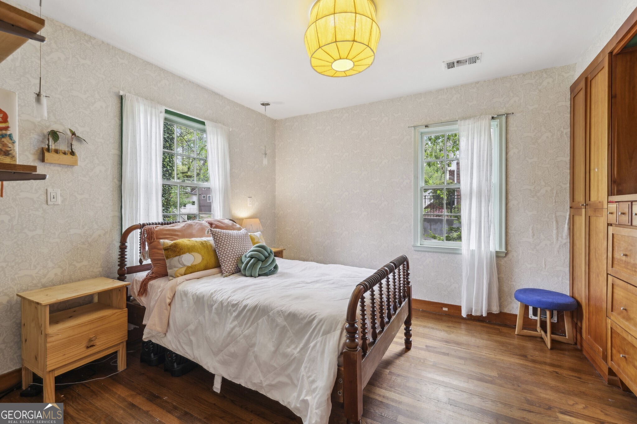 1015 S Candler