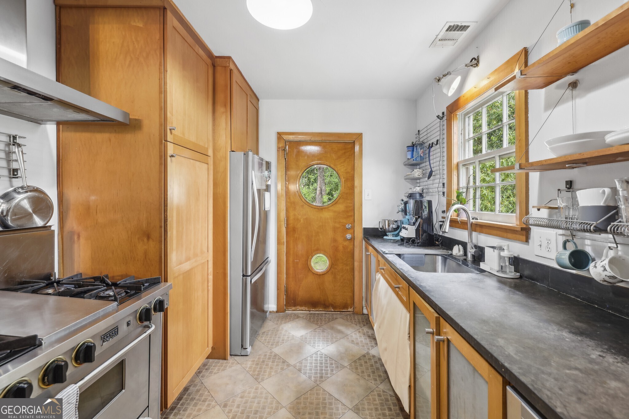 1015 S Candler