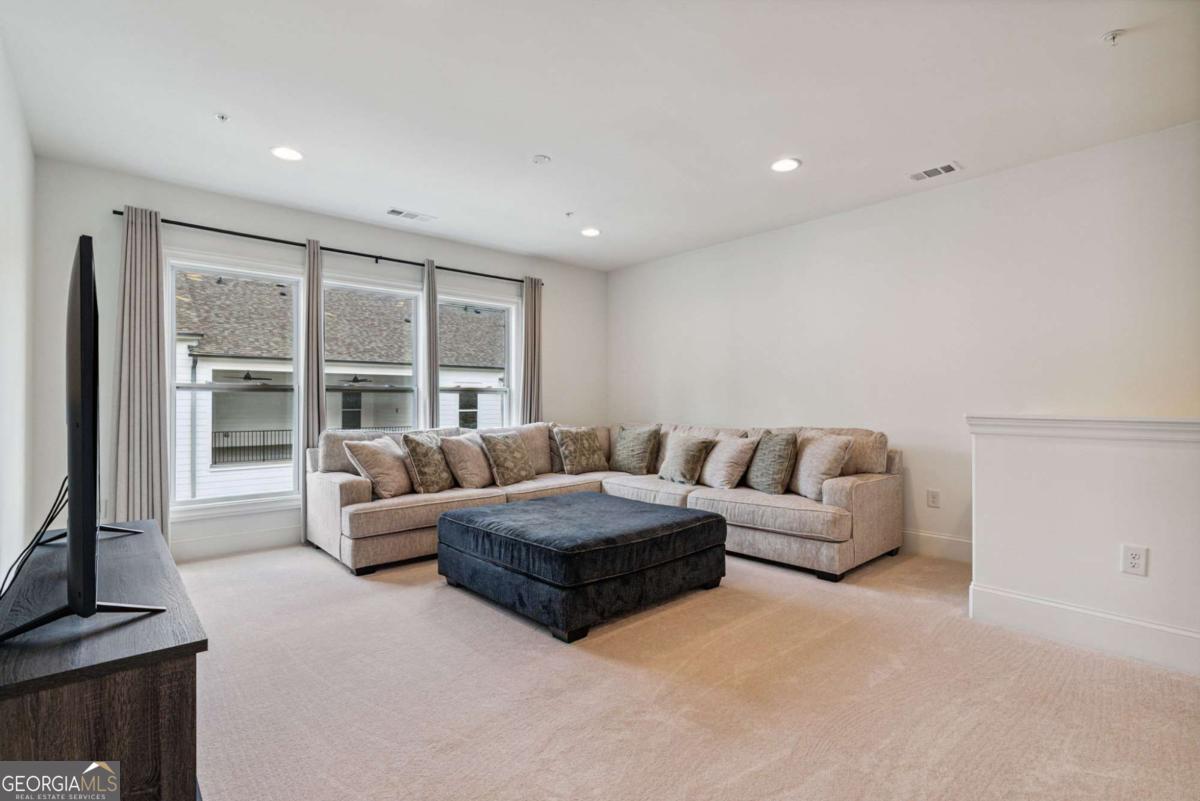 163 Kingwood Drive