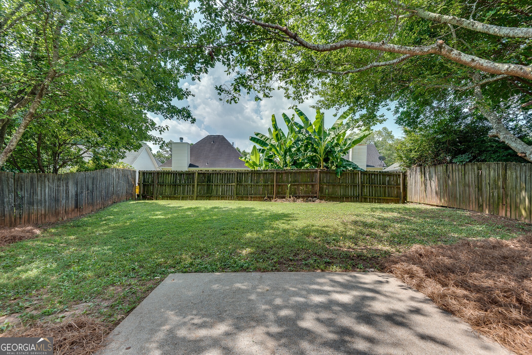 2251 N Shallowford Road