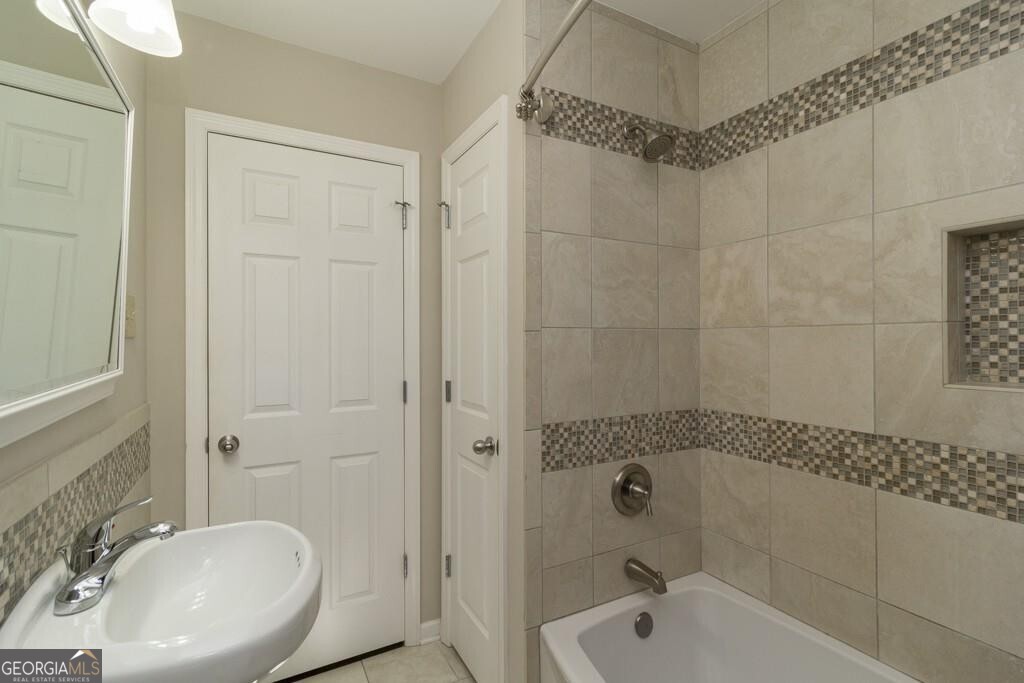 2631 Lavista Road