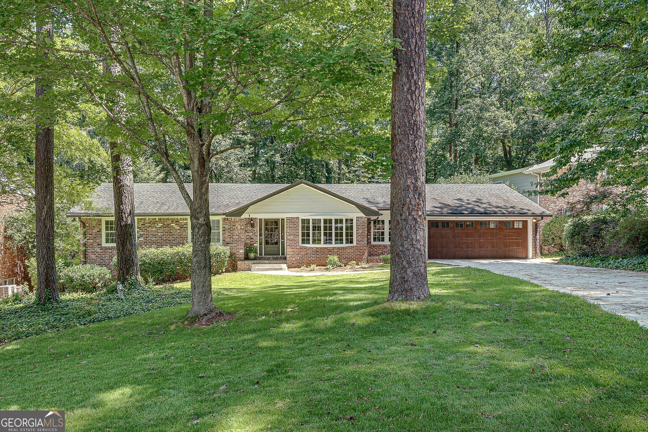 2284 Fairoaks Road