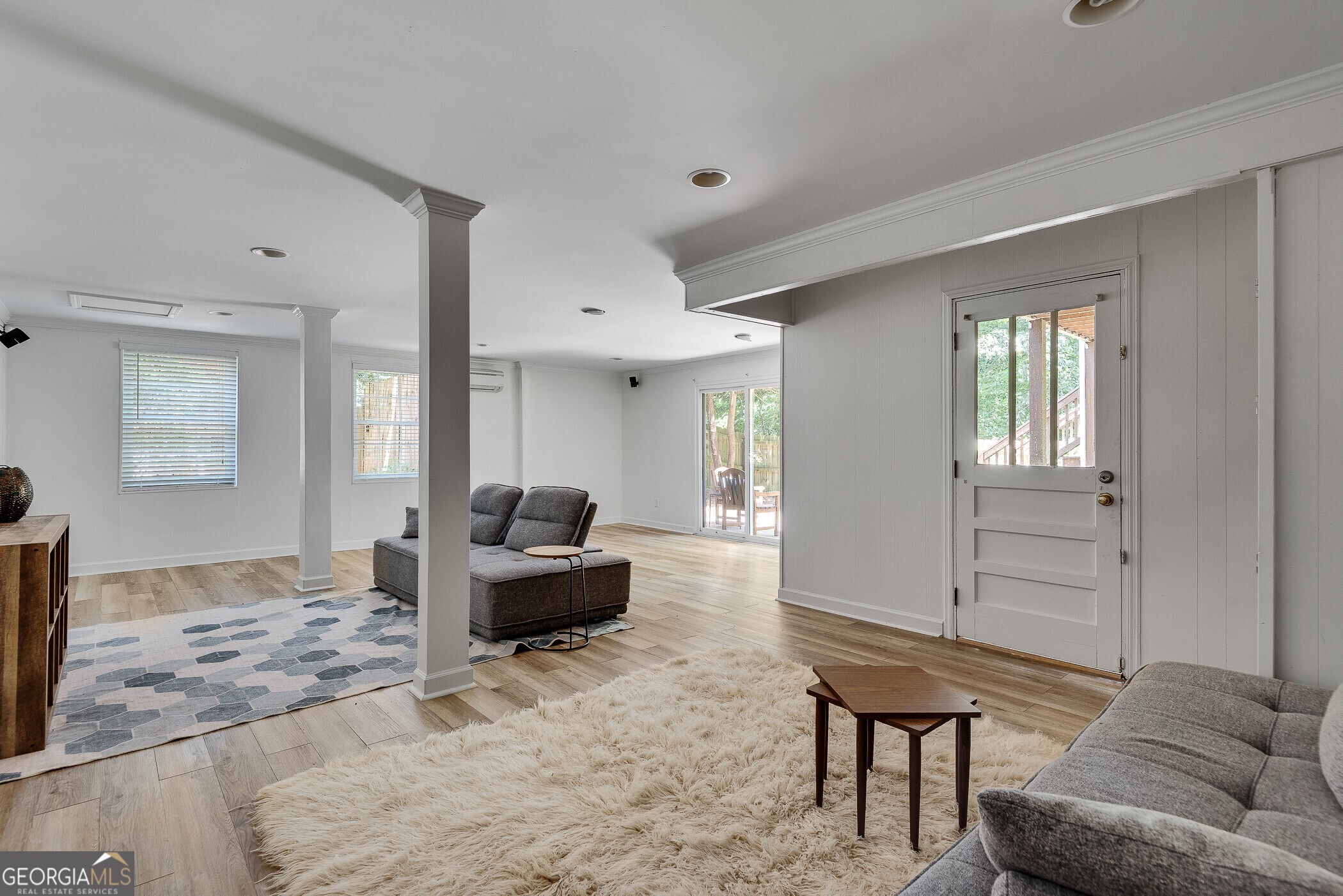 2284 Fairoaks Road