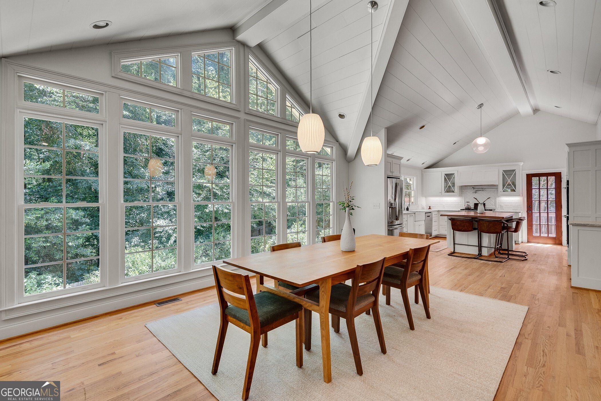 2284 Fairoaks Road