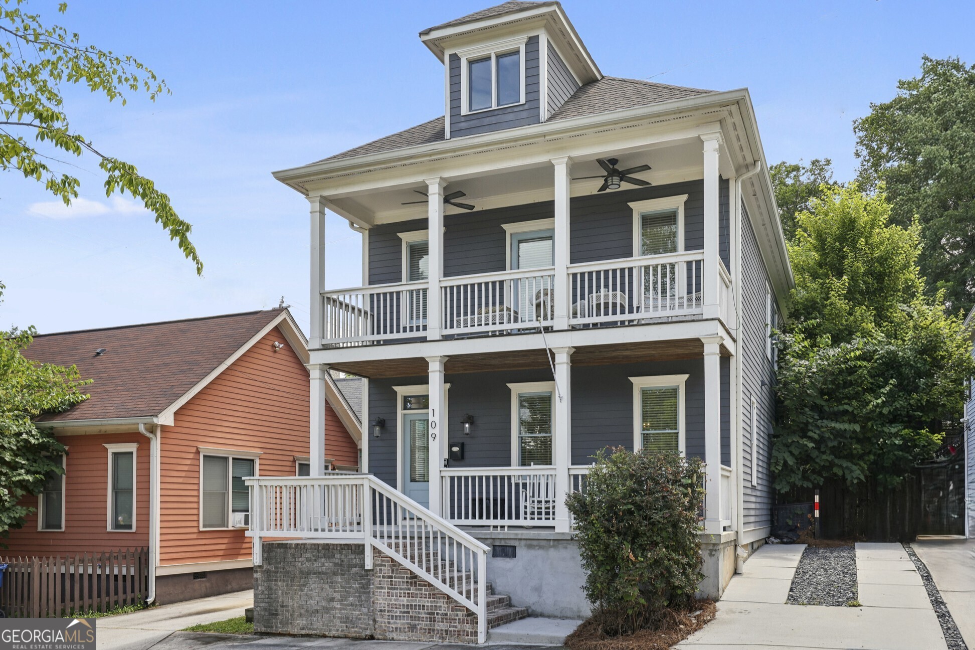 109 Hogue Street NE