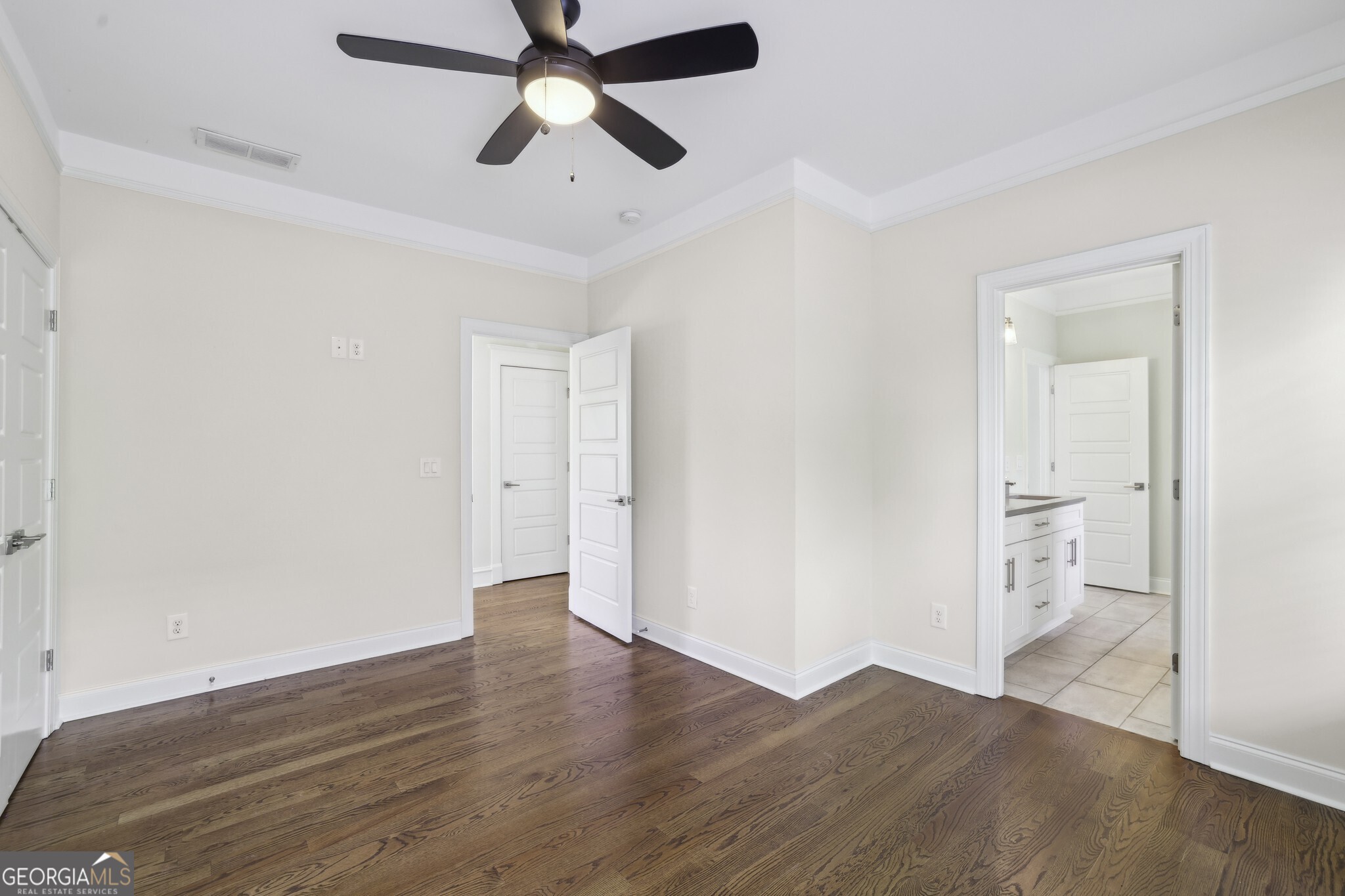 109 Hogue Street NE