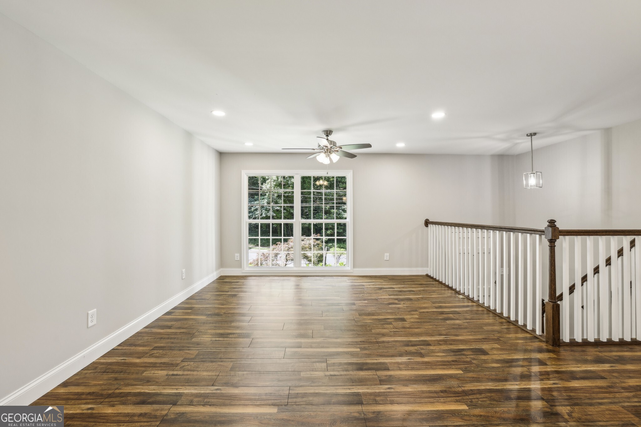 2183 Seaman Circle