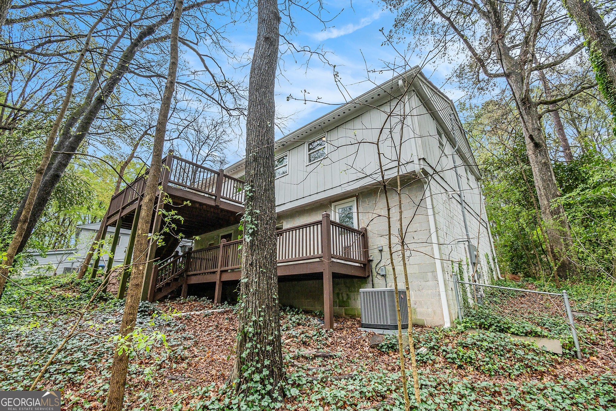 2183 Seaman Circle
