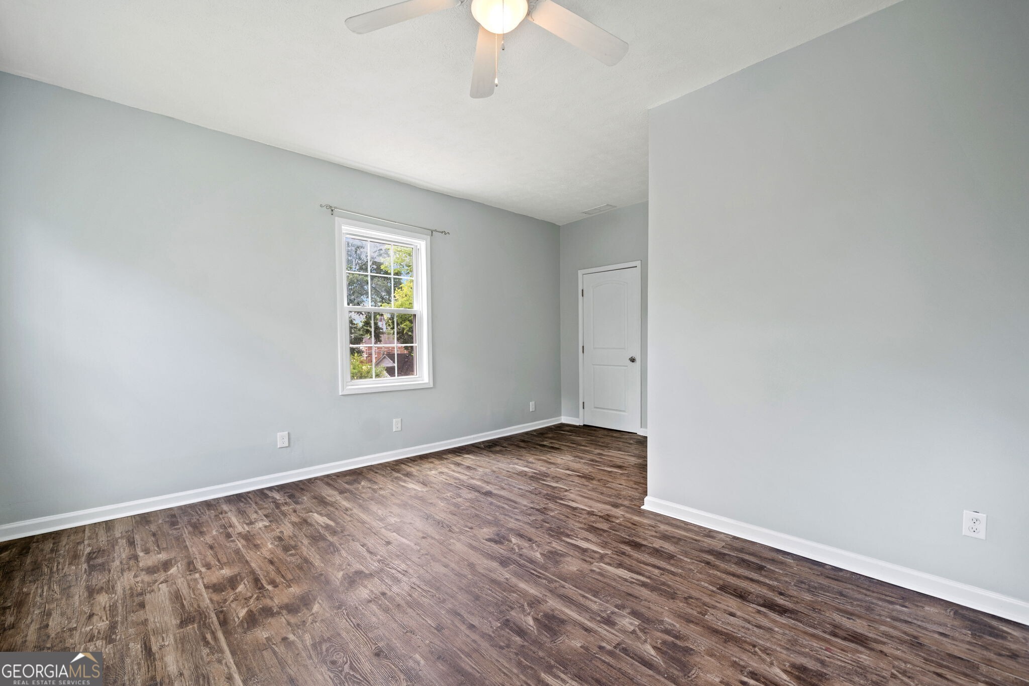 202 Reservation Street NE