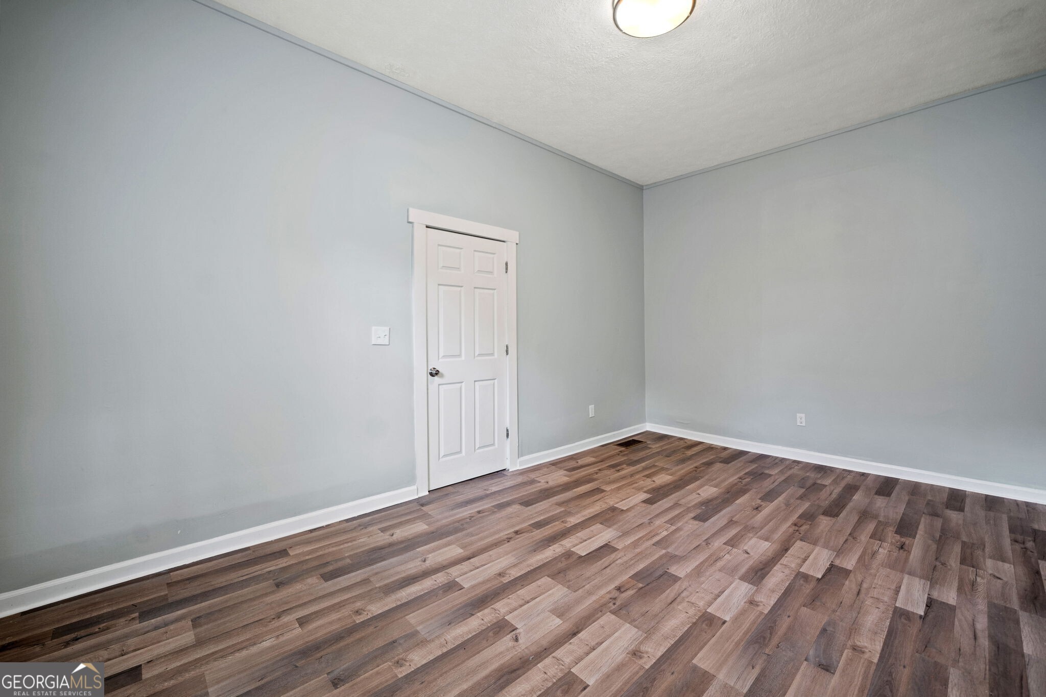 202 Reservation Street NE