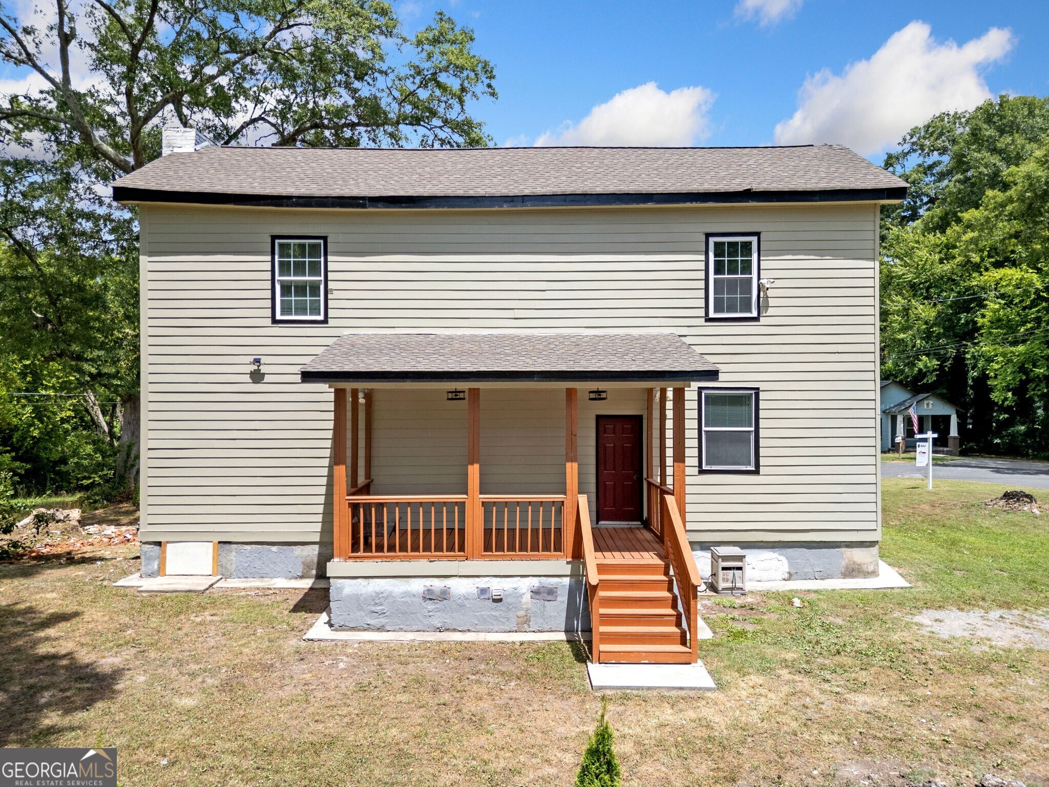 202 Reservation Street NE