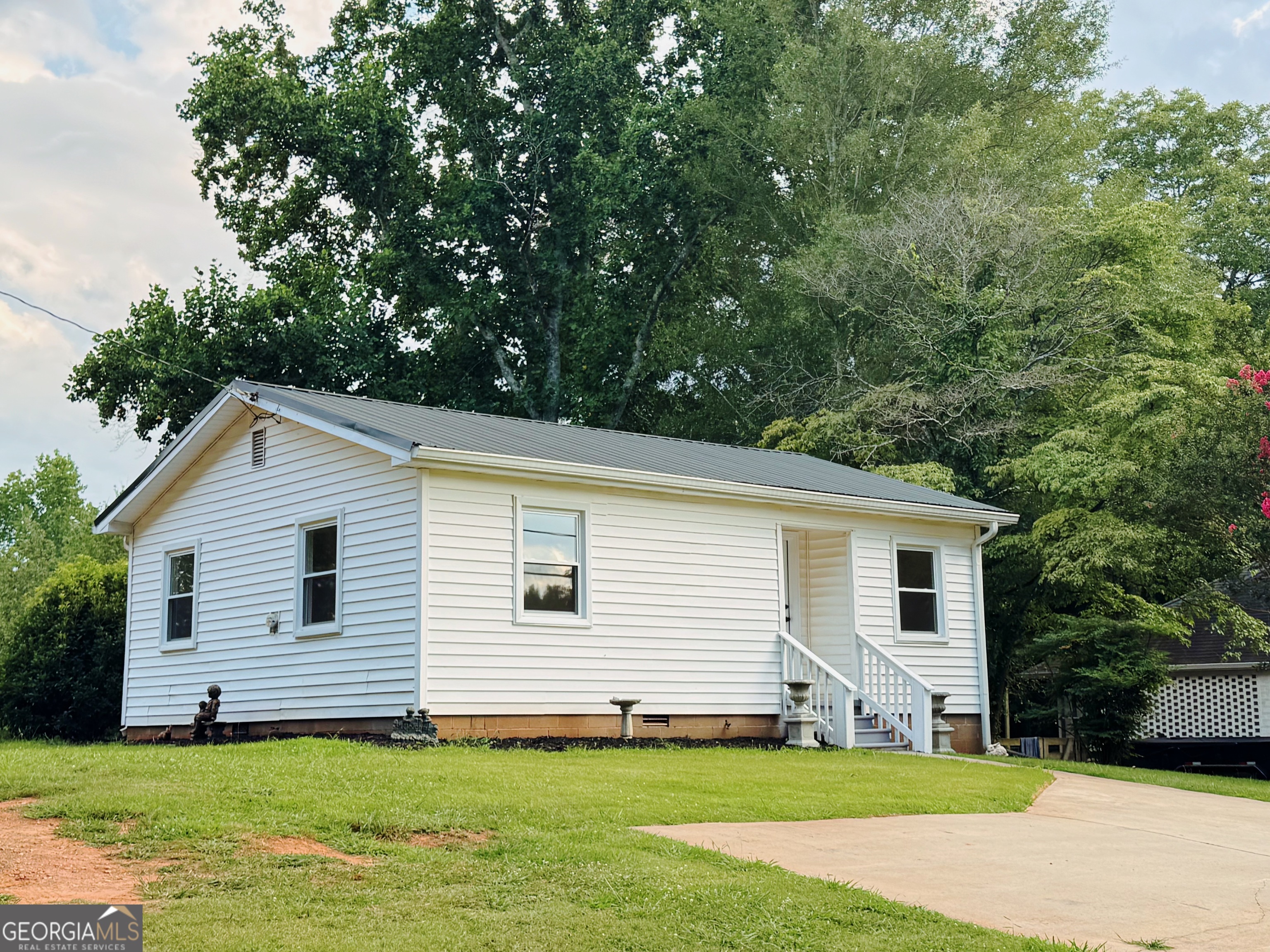 516 Kelly Mill Road Unit: HOME