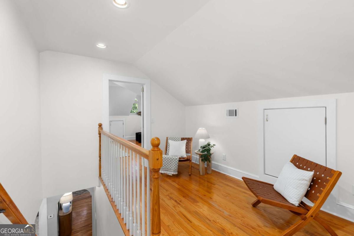 16 Clarendon Avenue