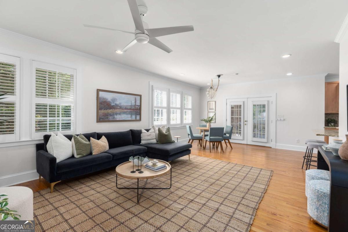 16 Clarendon Avenue