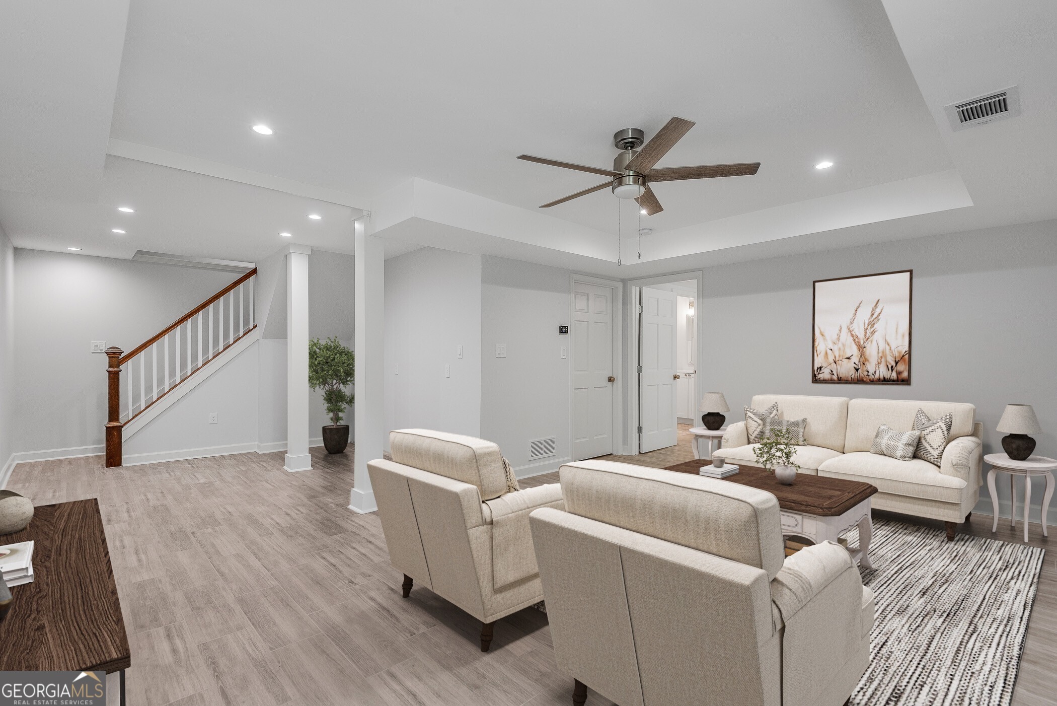 2592 River Oak Drive