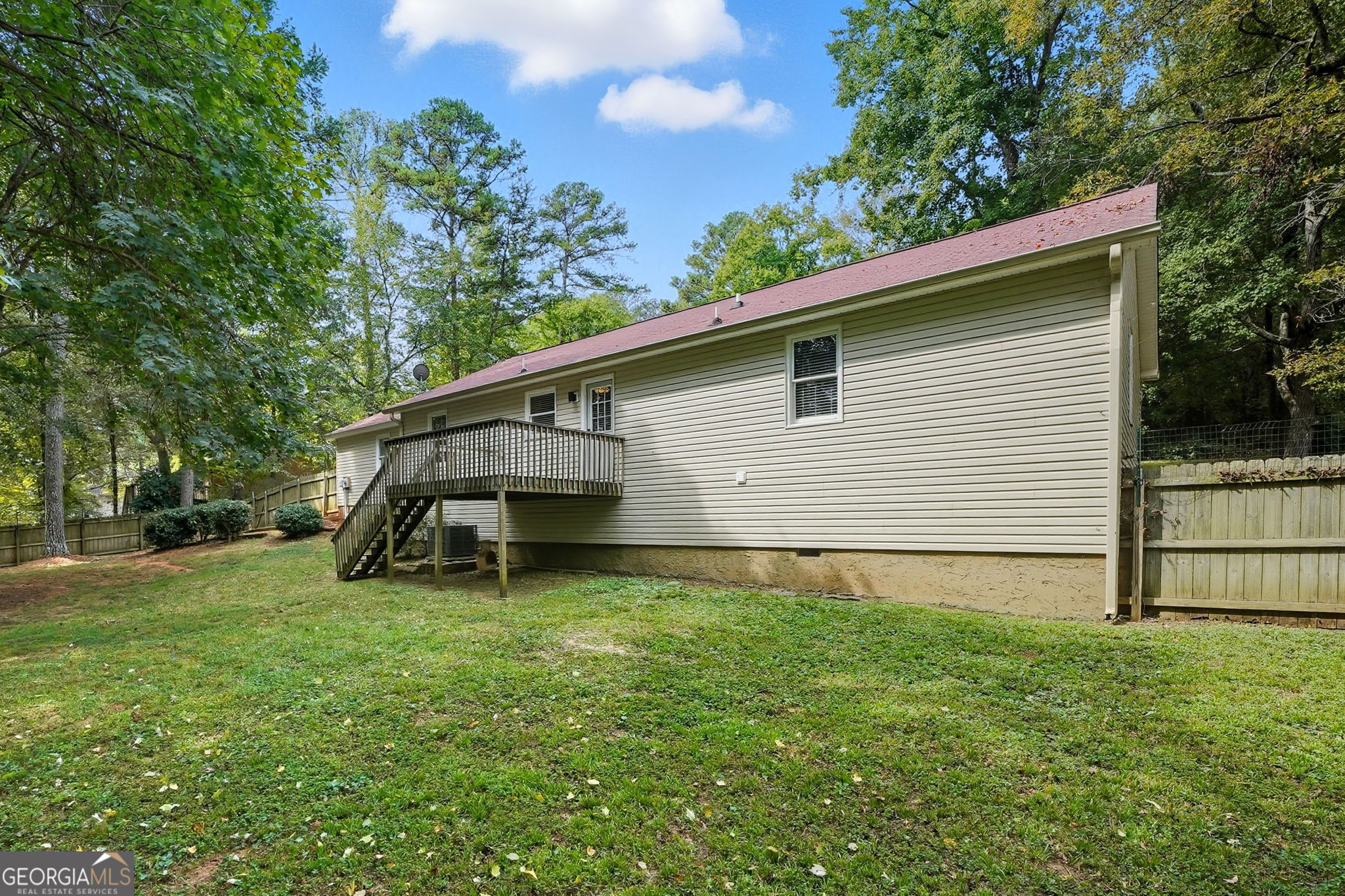 104 Amberidge Drive NW