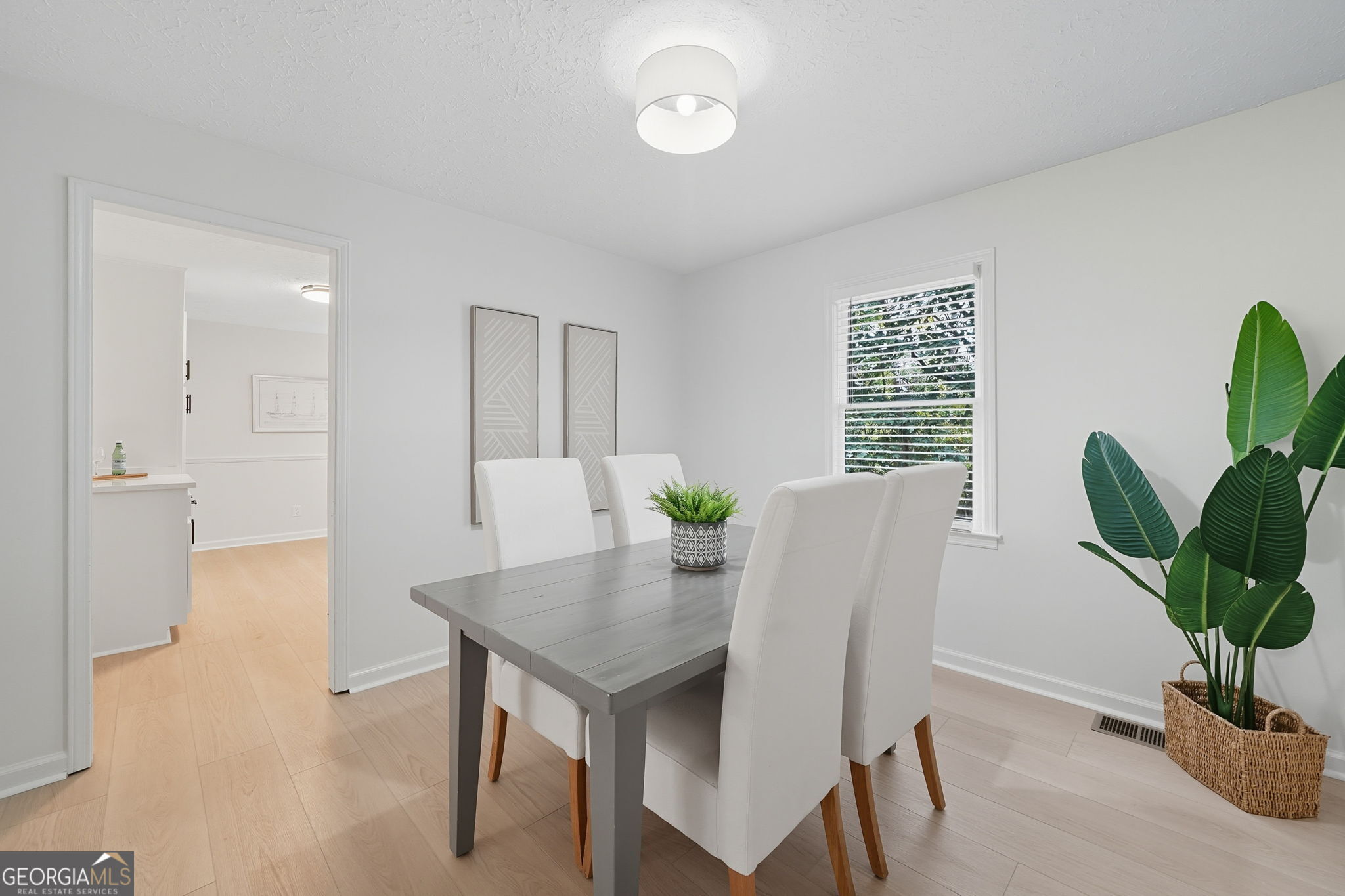 104 Amberidge Drive NW