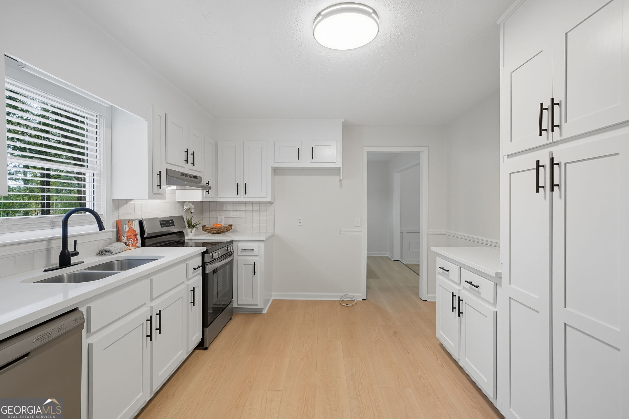 104 Amberidge Drive NW