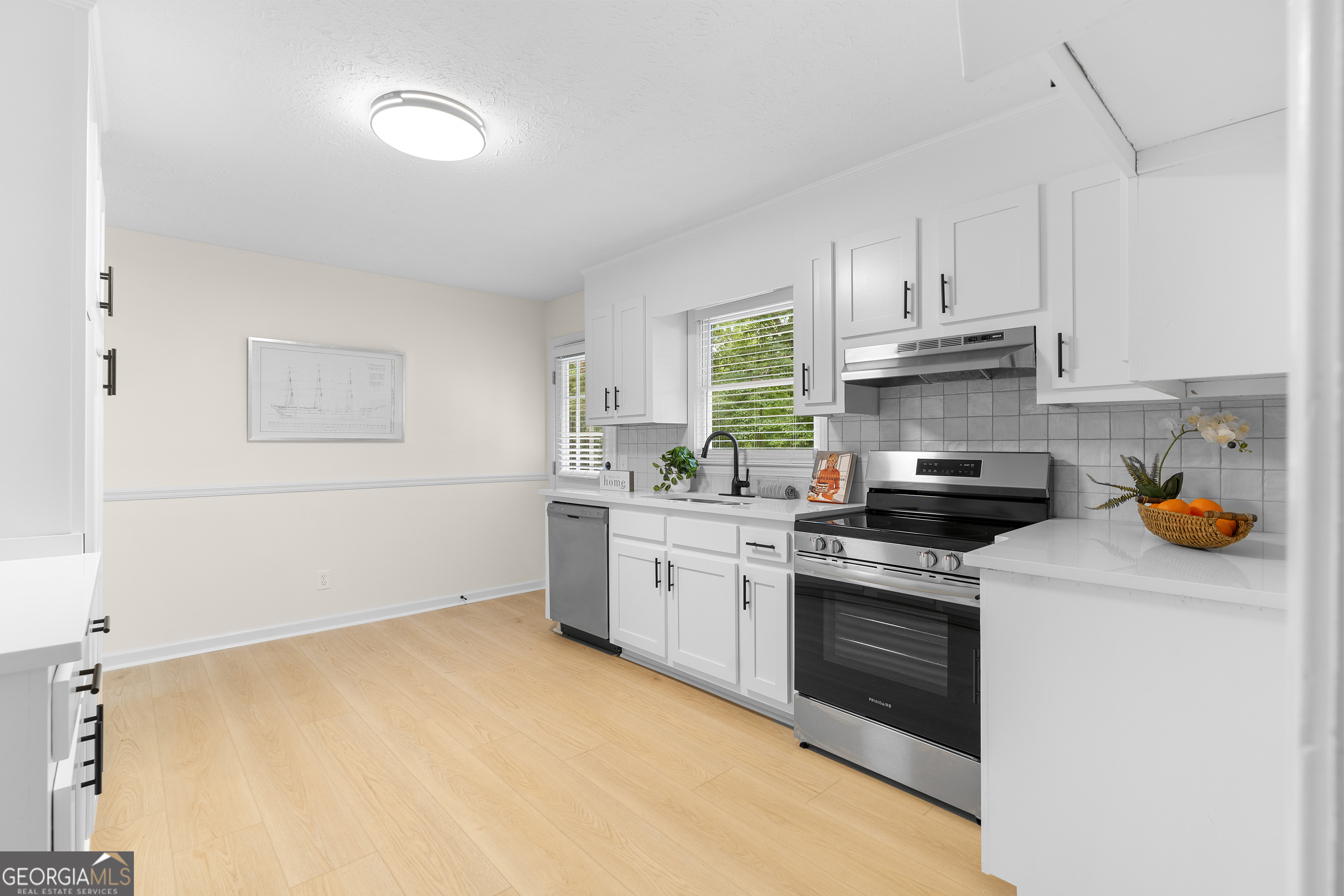 104 Amberidge Drive NW